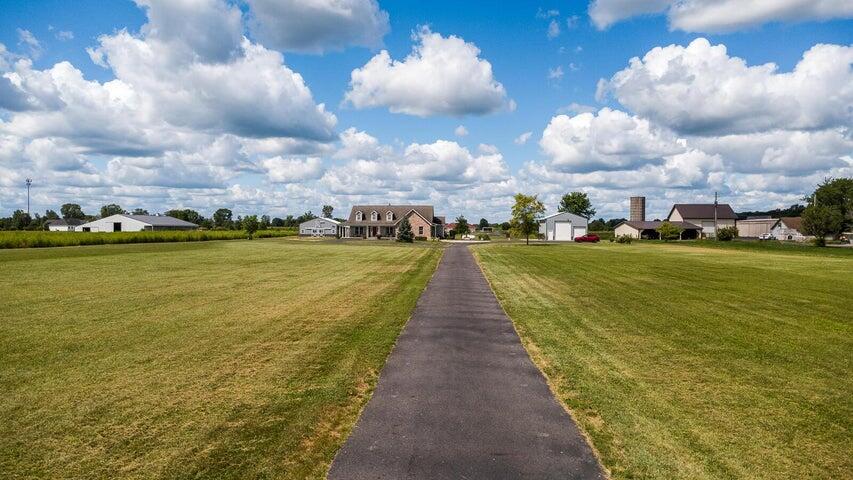 3425 Kropp Road, Grove City, Ohio 43123