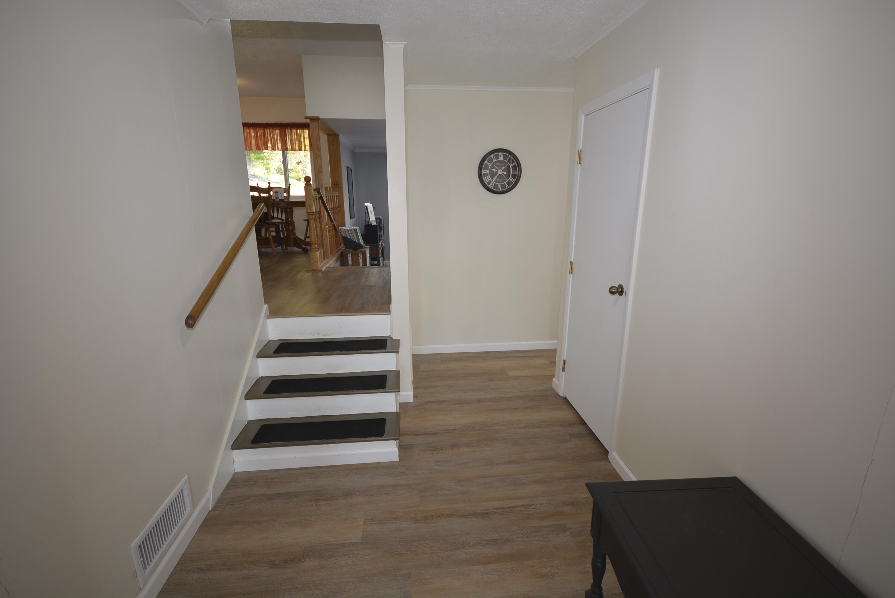 828 Circle Drive, Wapakoneta, Ohio 45895