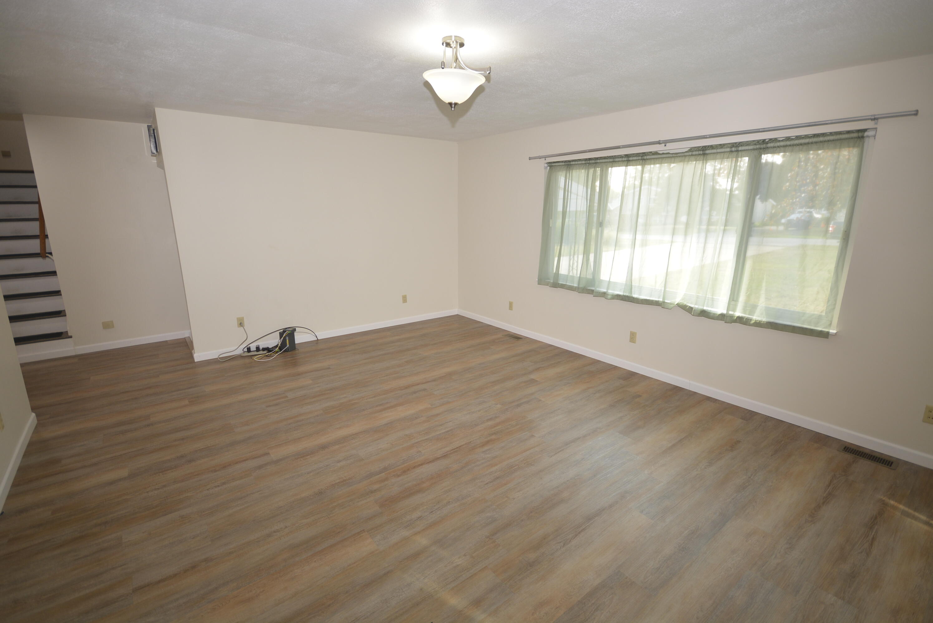 828 Circle Drive, Wapakoneta, Ohio 45895