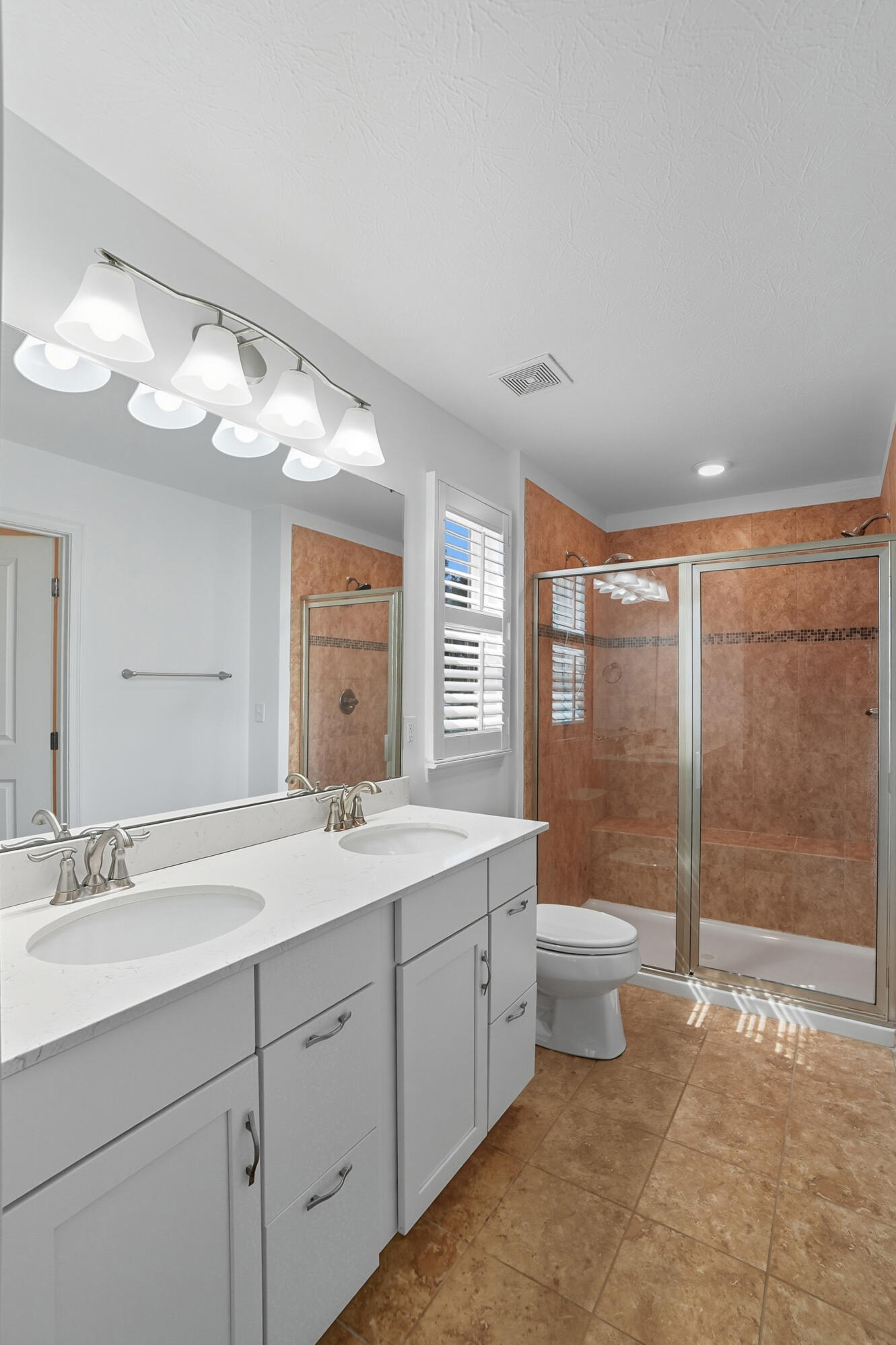 1932 Meadowsweet Drive, Lebanon, Ohio 45036