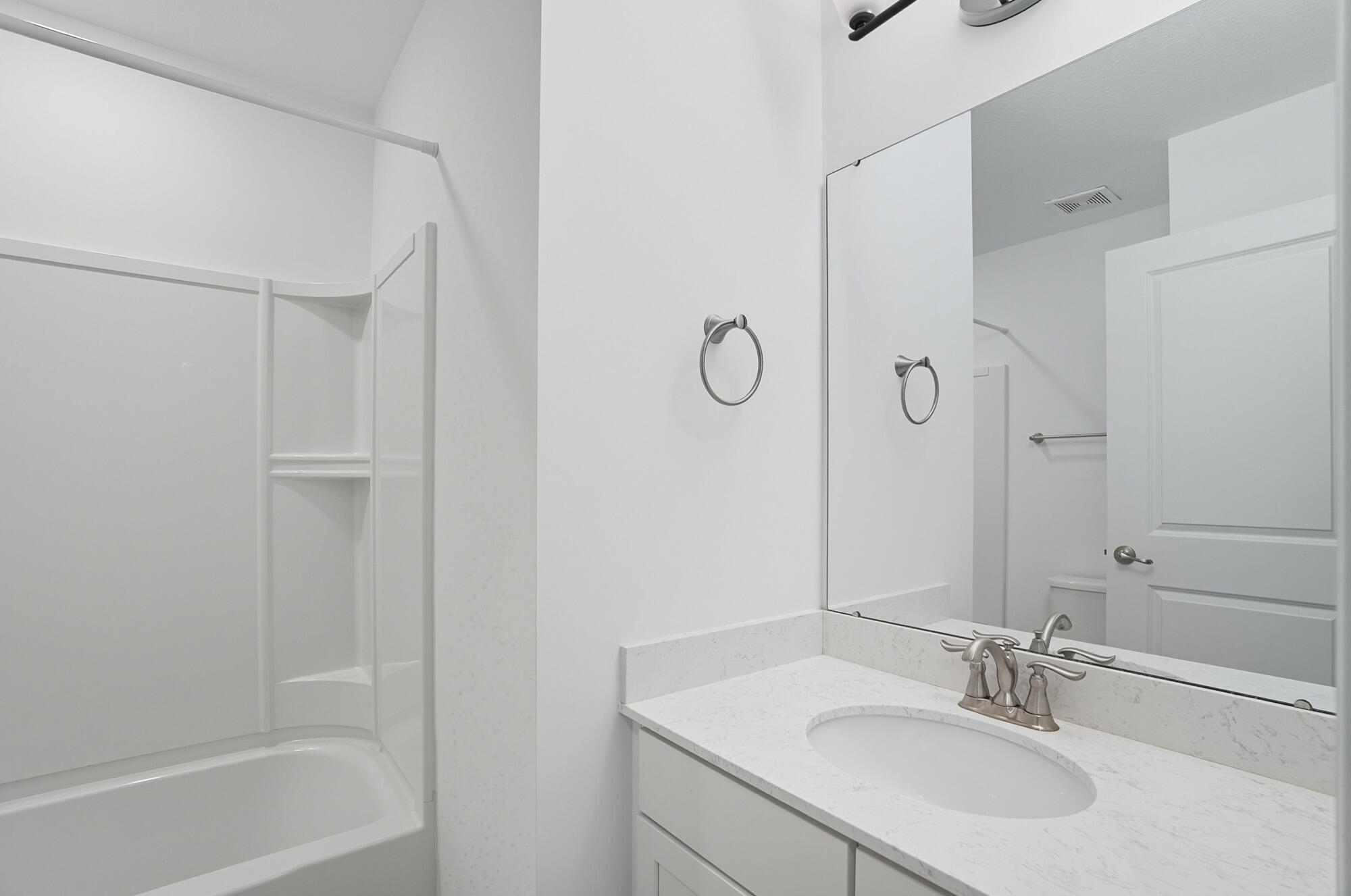 1932 Meadowsweet Drive, Lebanon, Ohio 45036