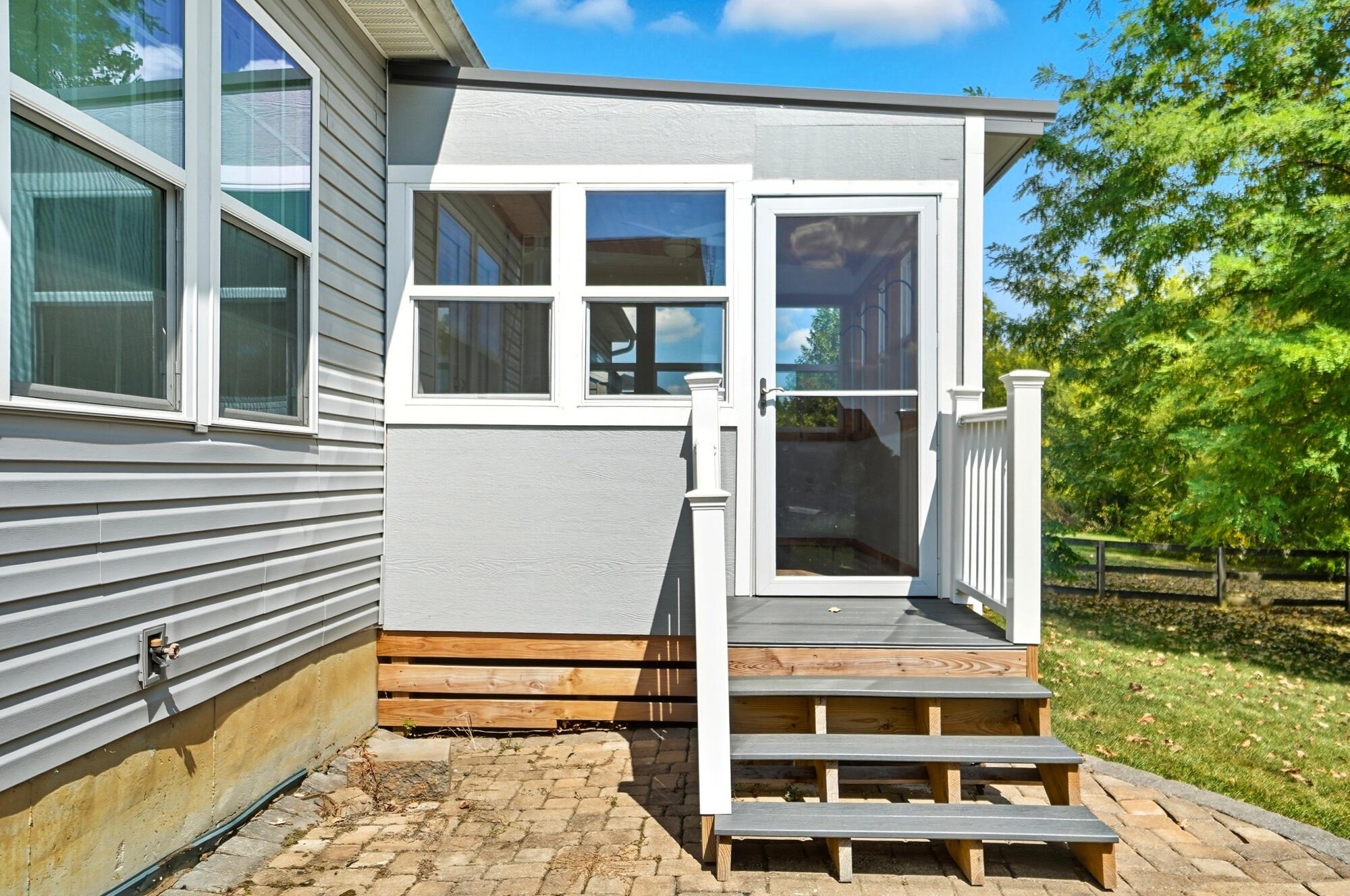 1932 Meadowsweet Drive, Lebanon, Ohio 45036