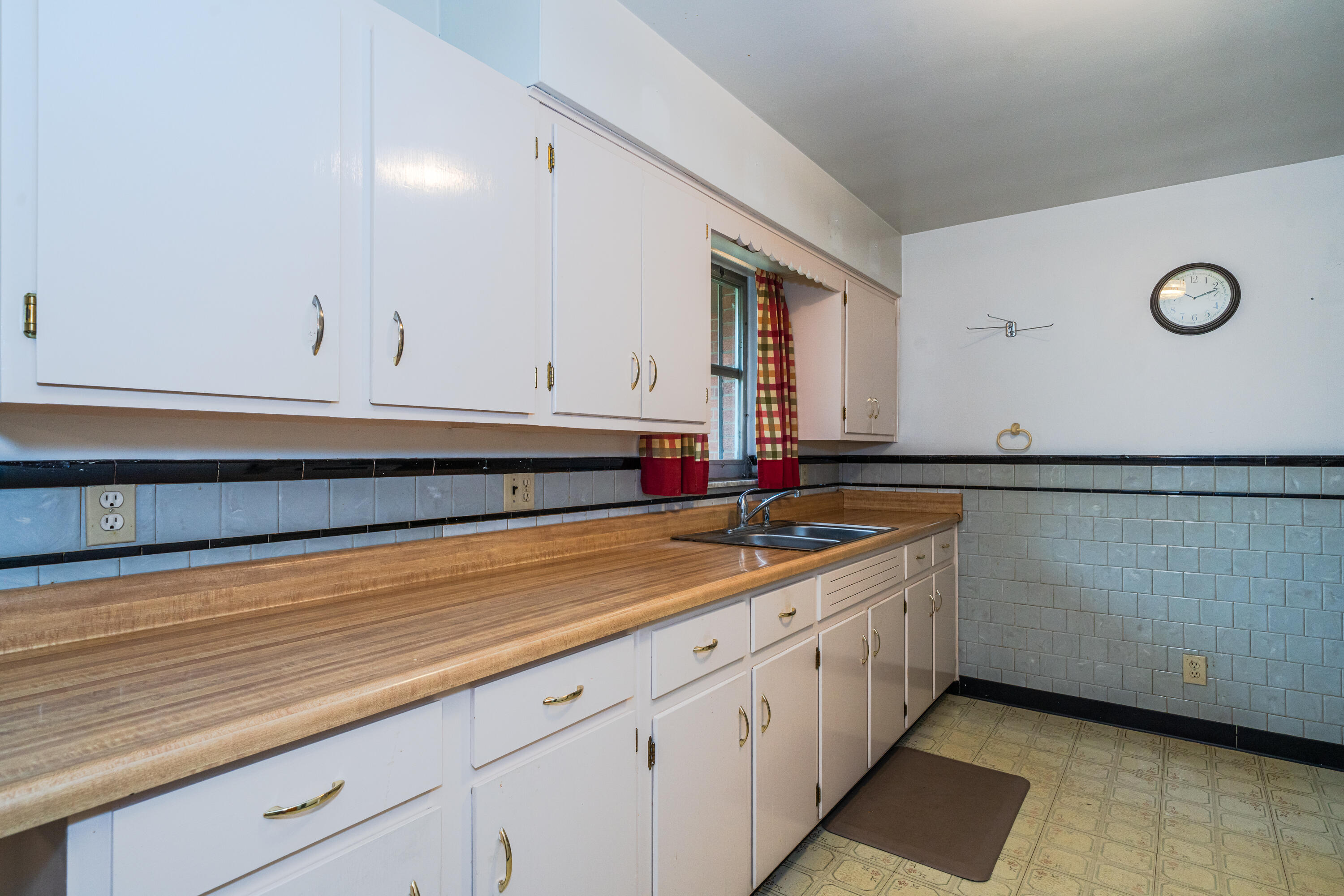 718 Bonnycastle Avenue, Englewood, Ohio 45322