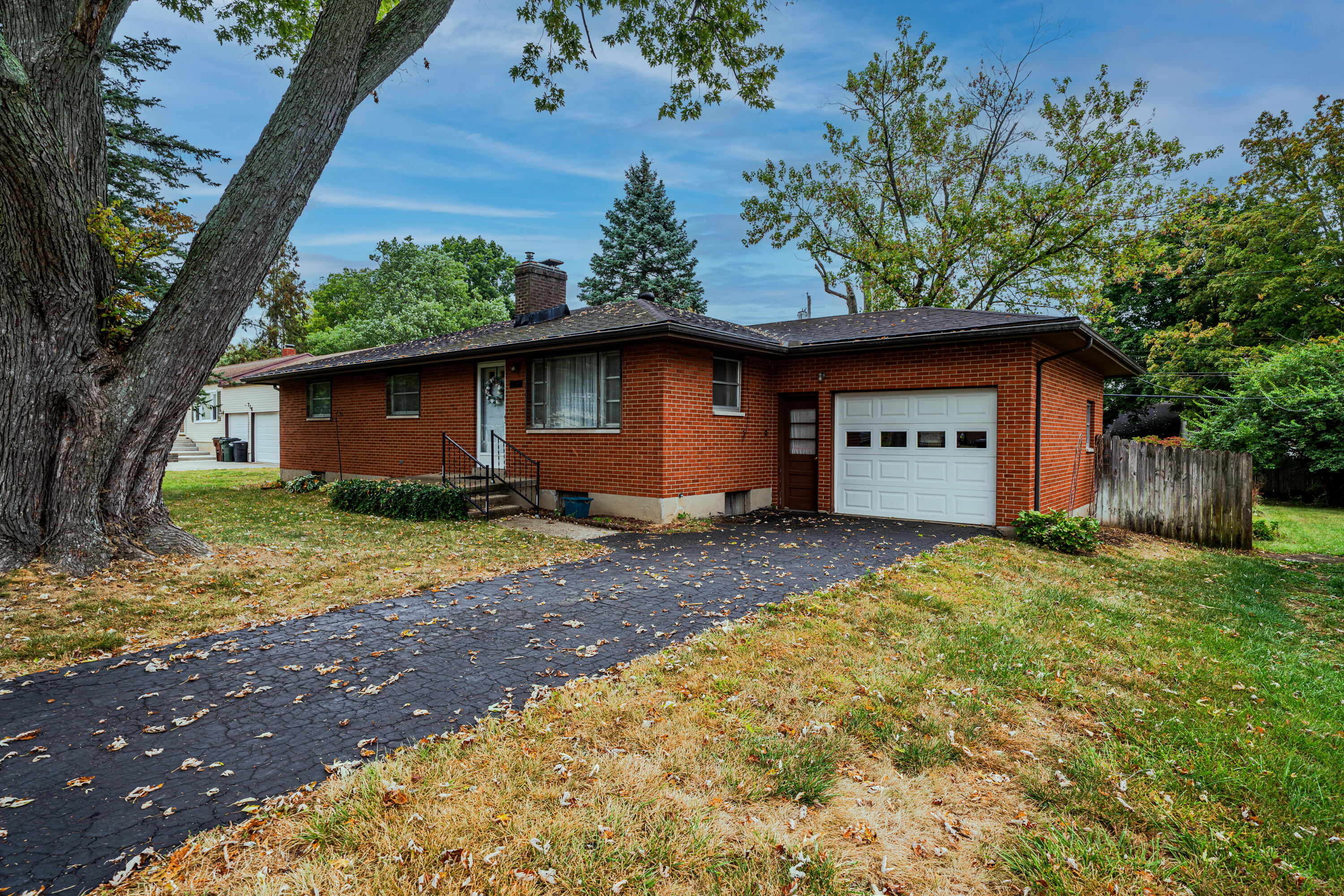 718 Bonnycastle Avenue, Englewood, Ohio 45322