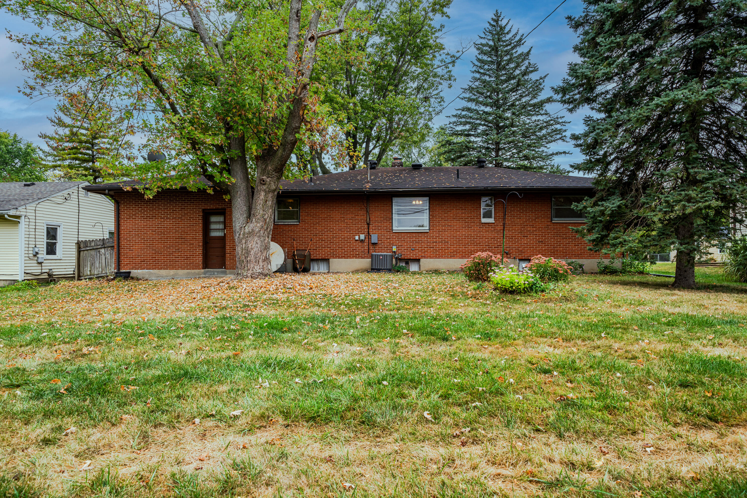 718 Bonnycastle Avenue, Englewood, Ohio 45322