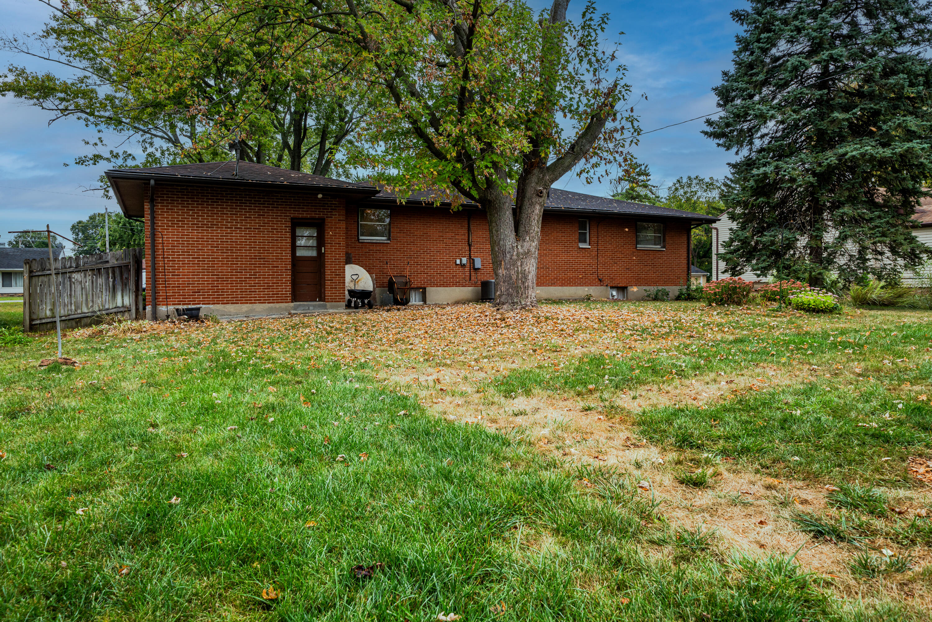 718 Bonnycastle Avenue, Englewood, Ohio 45322