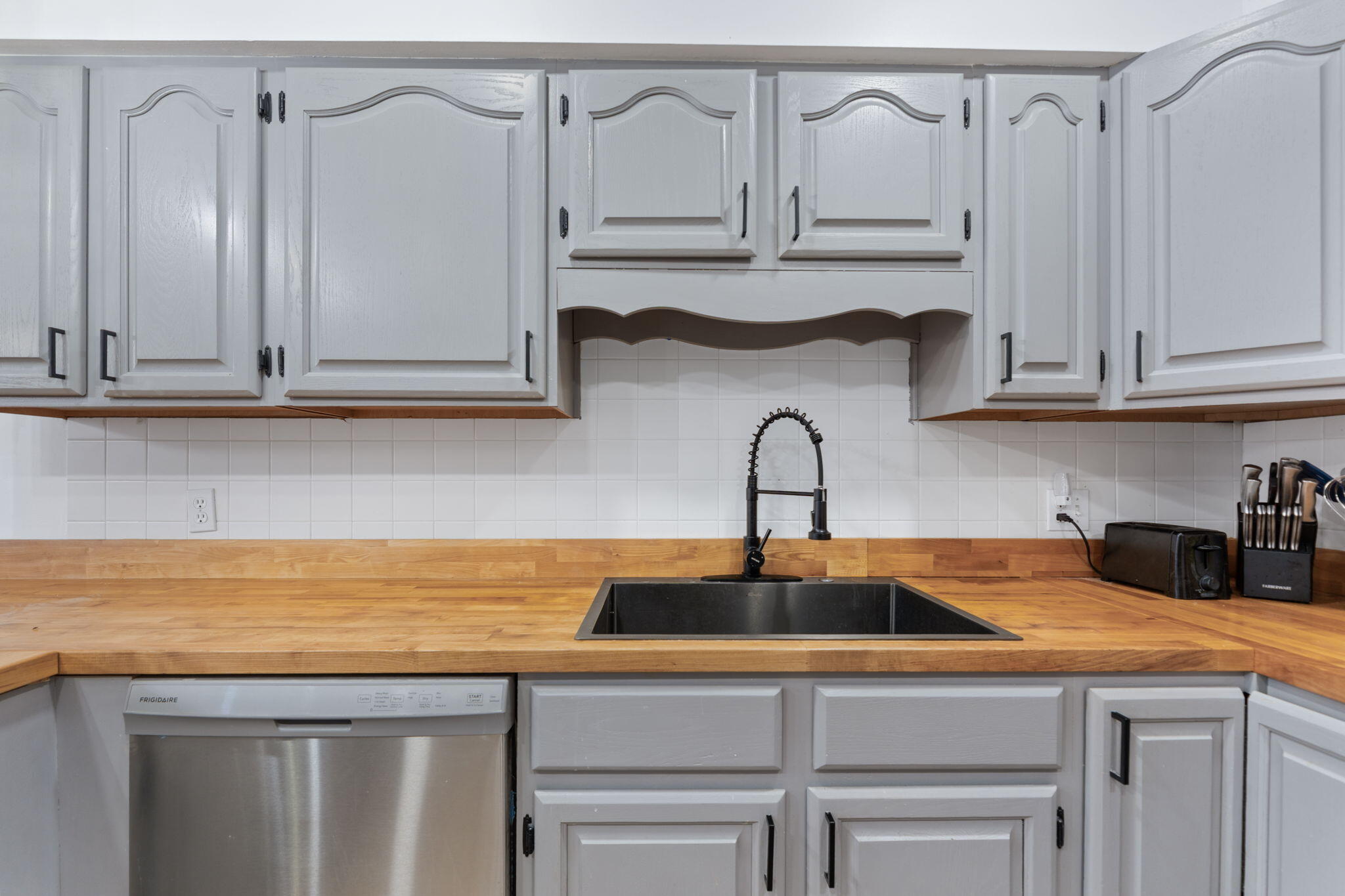 12160 Pamela Drive, Kenton, Ohio 43326