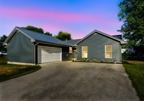 12160 Pamela Drive, Kenton, Ohio 43326, 4 Bedrooms Bedrooms, ,3 BathroomsBathrooms,Residential,For Sale,Pamela,1041543