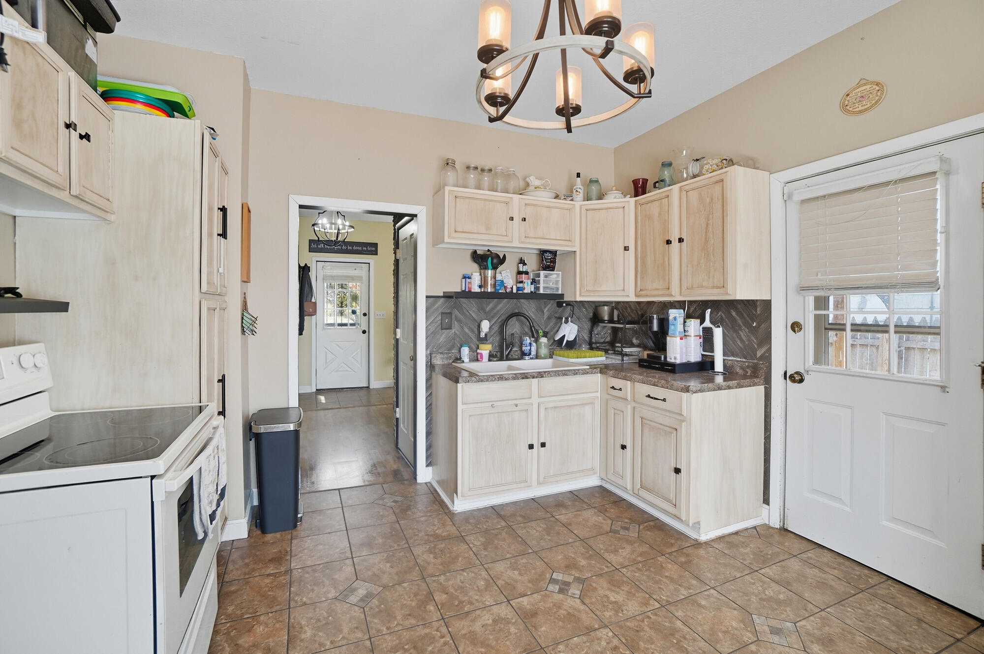 306 Vine Street, Lima, Ohio 45804