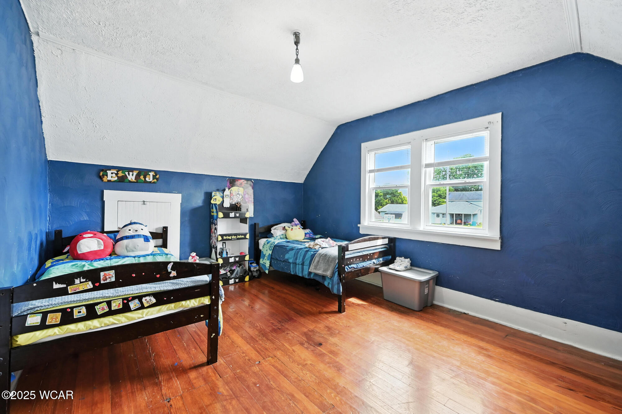 104 Railroad Street, Middle Point, Ohio