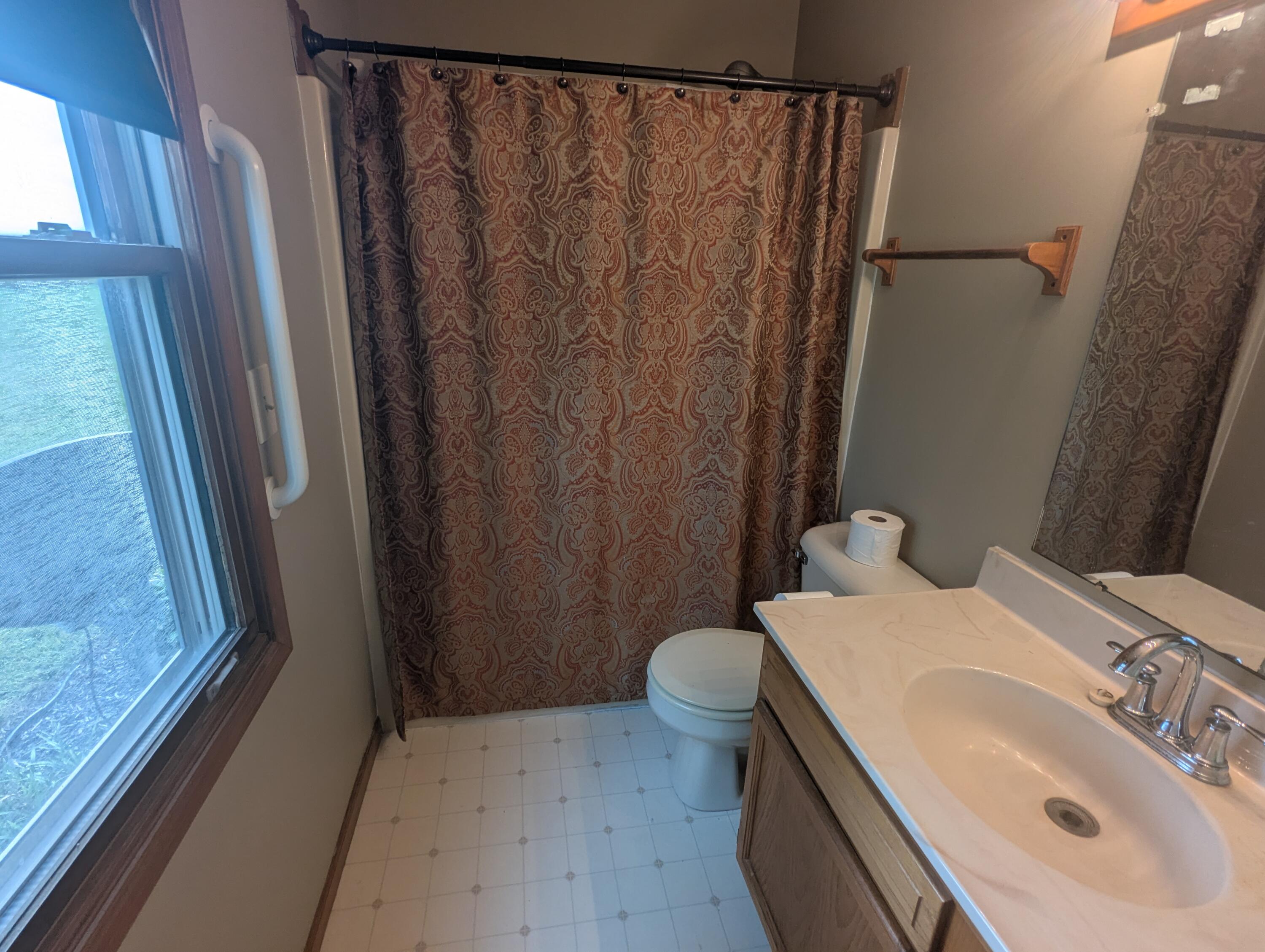 5025 Walzer Road, Russia, Ohio 45363