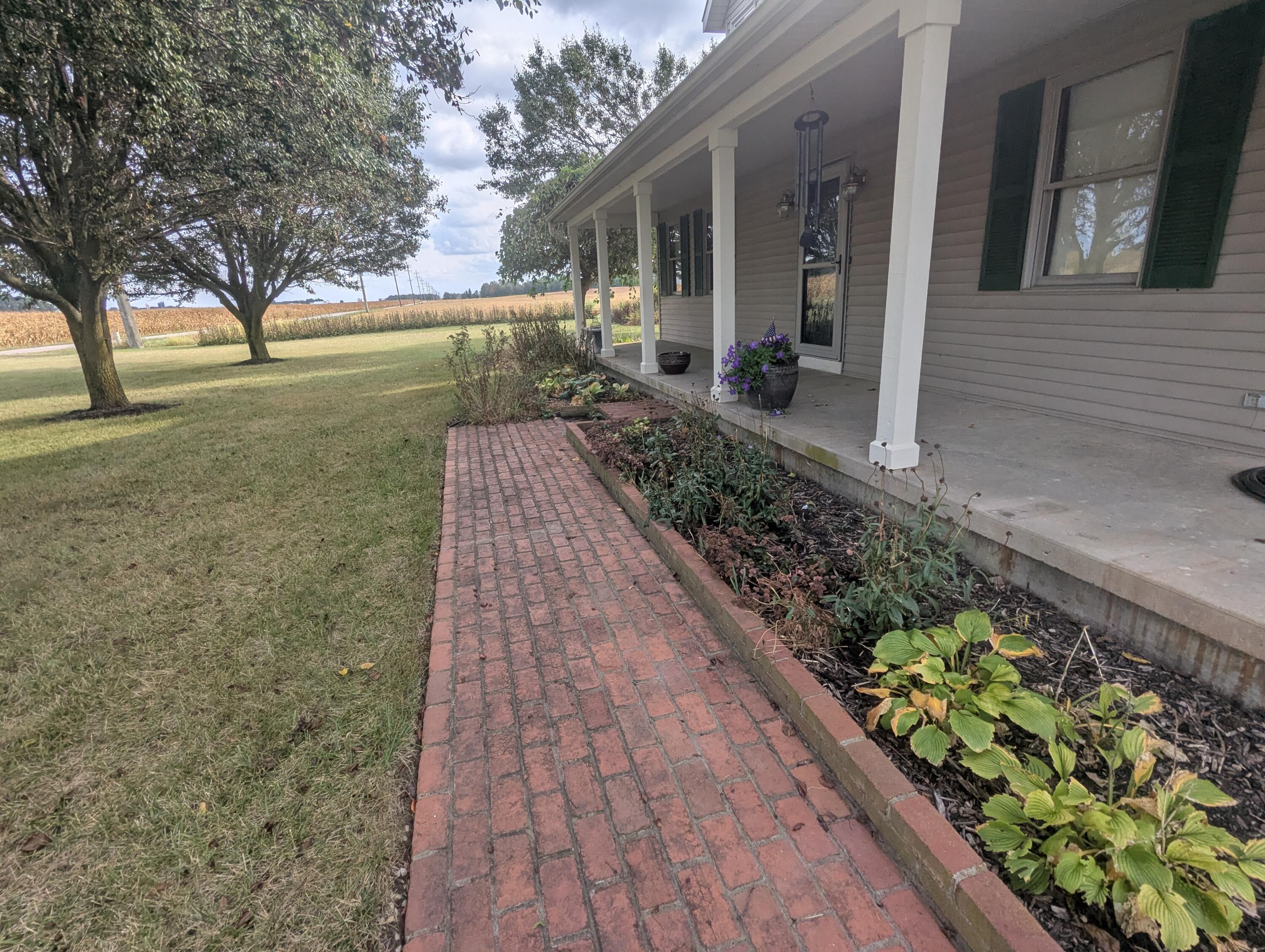 5025 Walzer Road, Russia, Ohio 45363