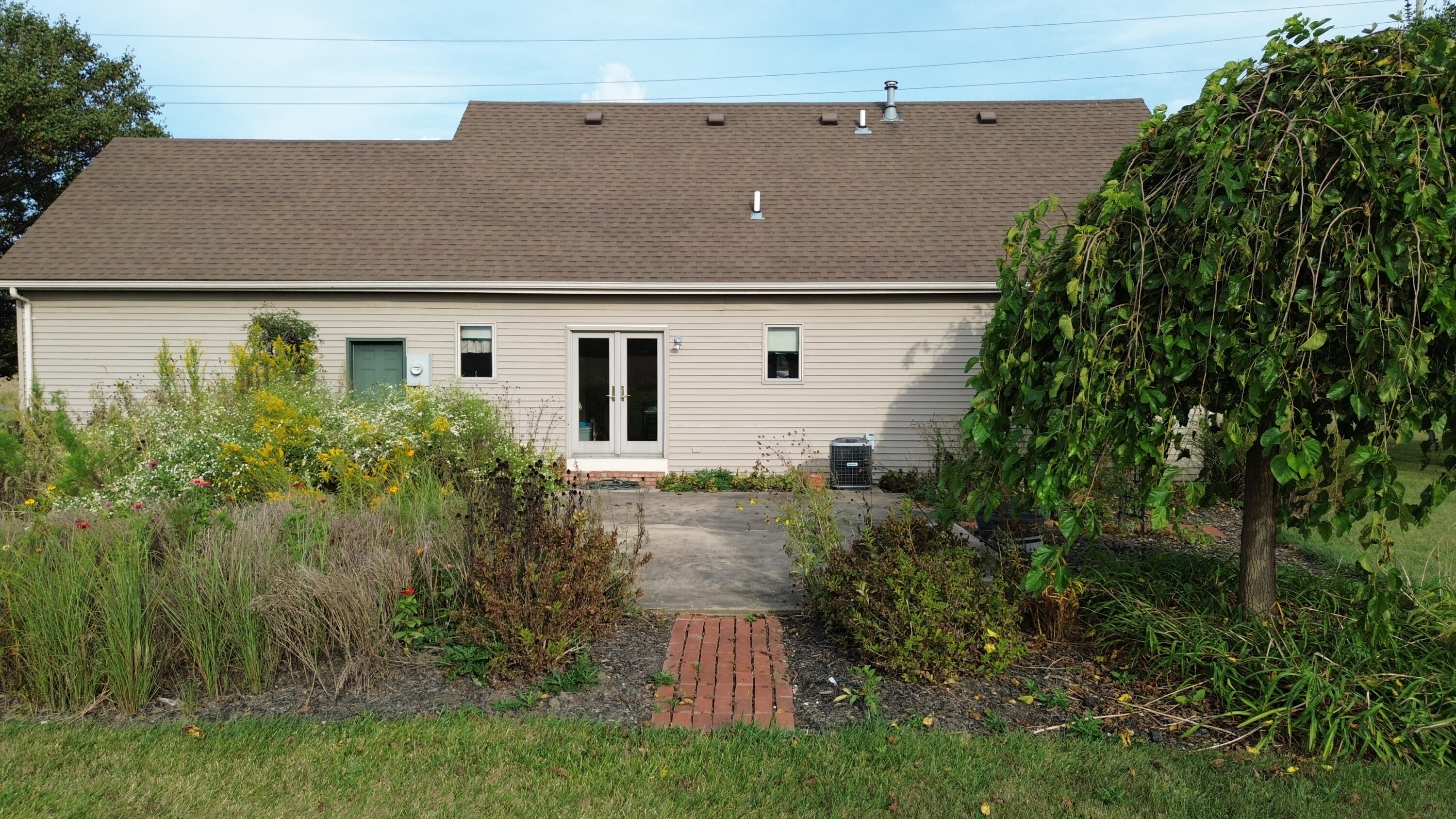 5025 Walzer Road, Russia, Ohio 45363