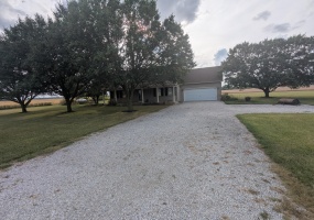 5025 Walzer Road, Russia, Ohio 45363, 4 Bedrooms Bedrooms, ,2 BathroomsBathrooms,Residential,For Sale,Walzer,1041557