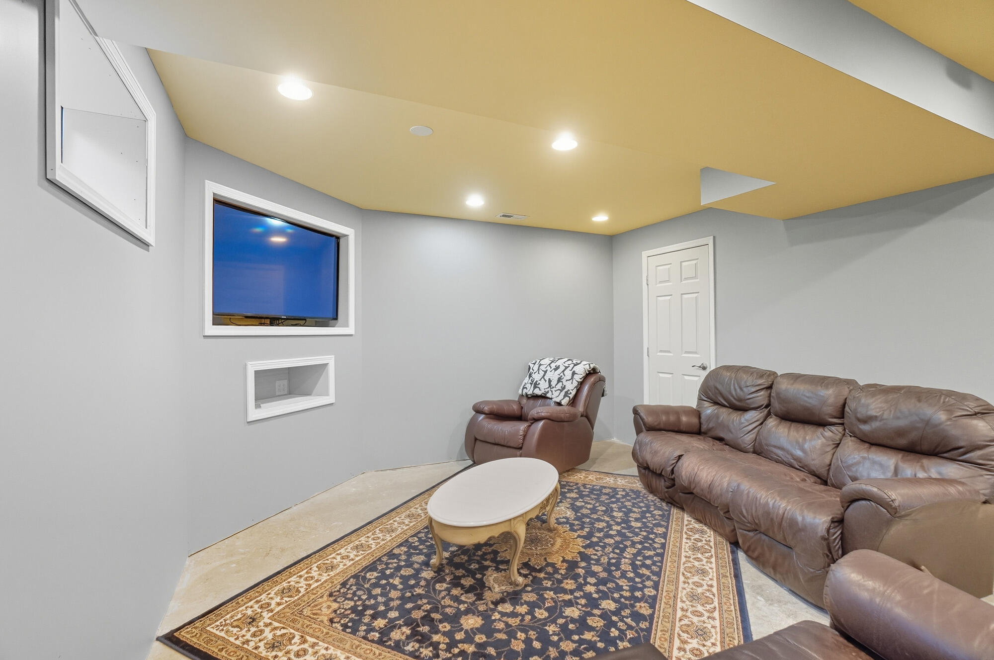 1760 Hunters Ridge Drive, Troy, Ohio 45373