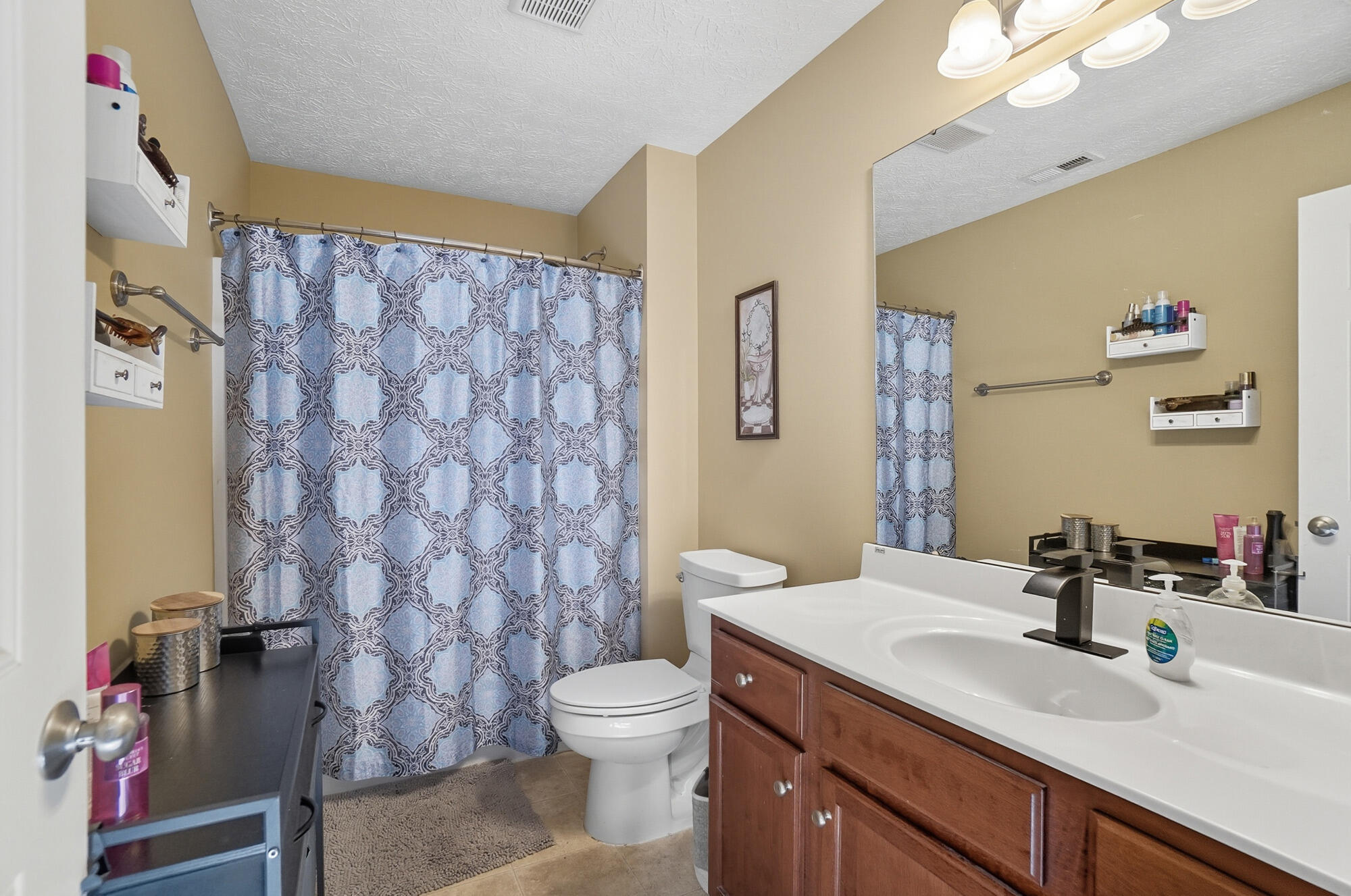 1760 Hunters Ridge Drive, Troy, Ohio 45373