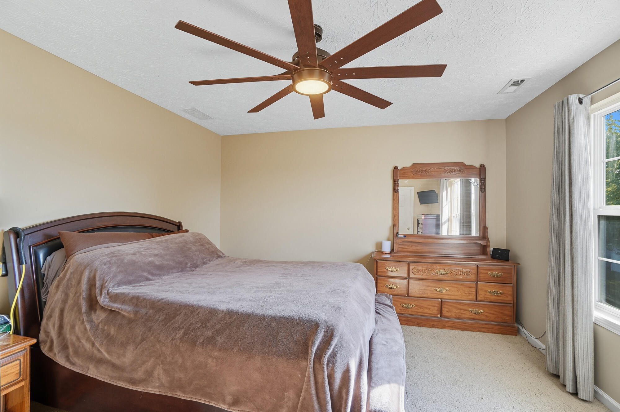 1760 Hunters Ridge Drive, Troy, Ohio 45373