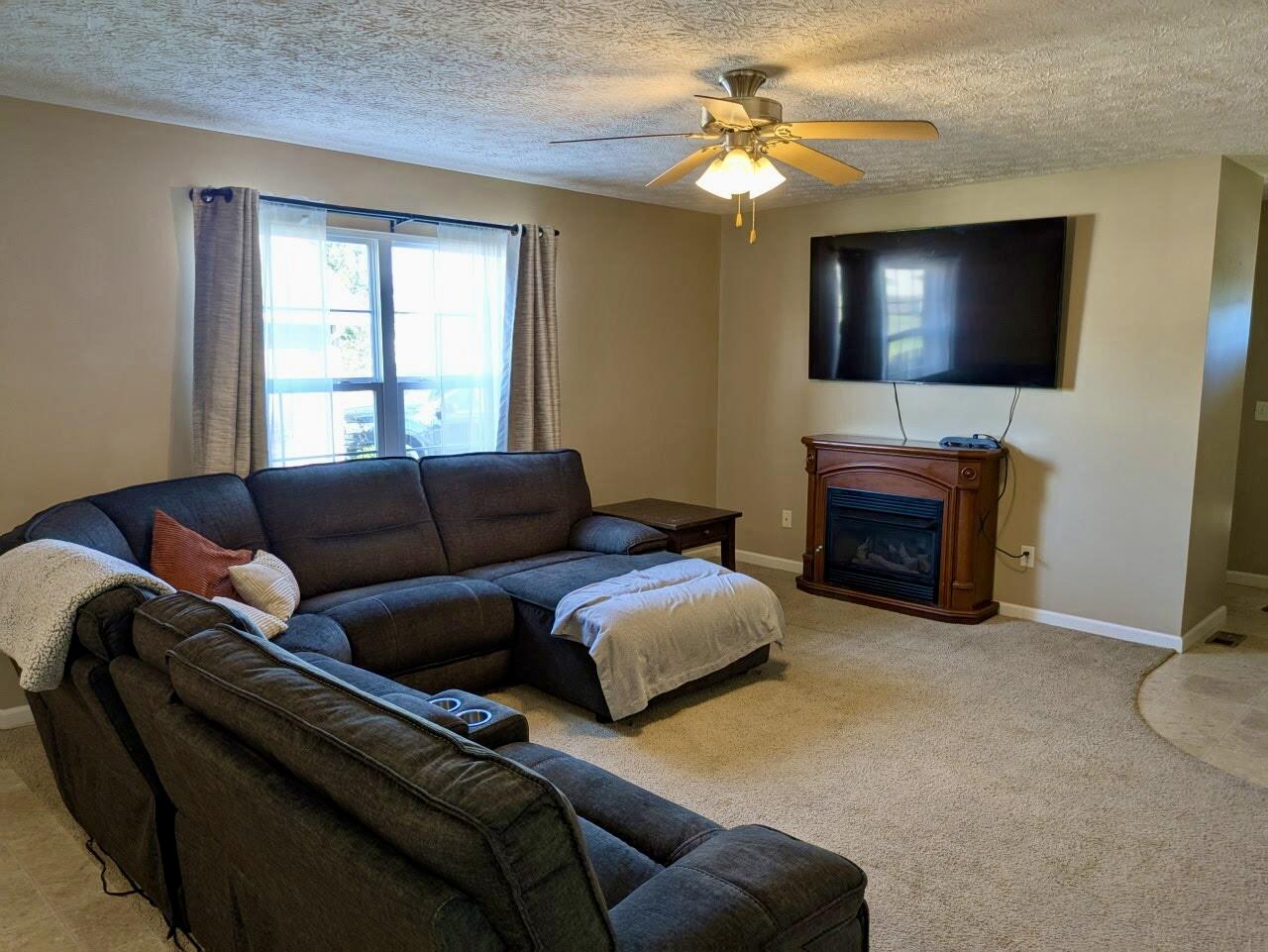 1760 Hunters Ridge Drive, Troy, Ohio 45373