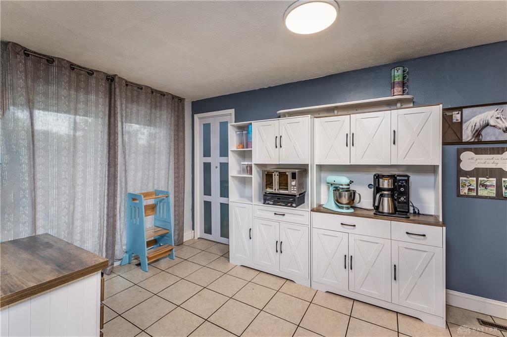5912 Bavaria Place, Dayton, Ohio 45424