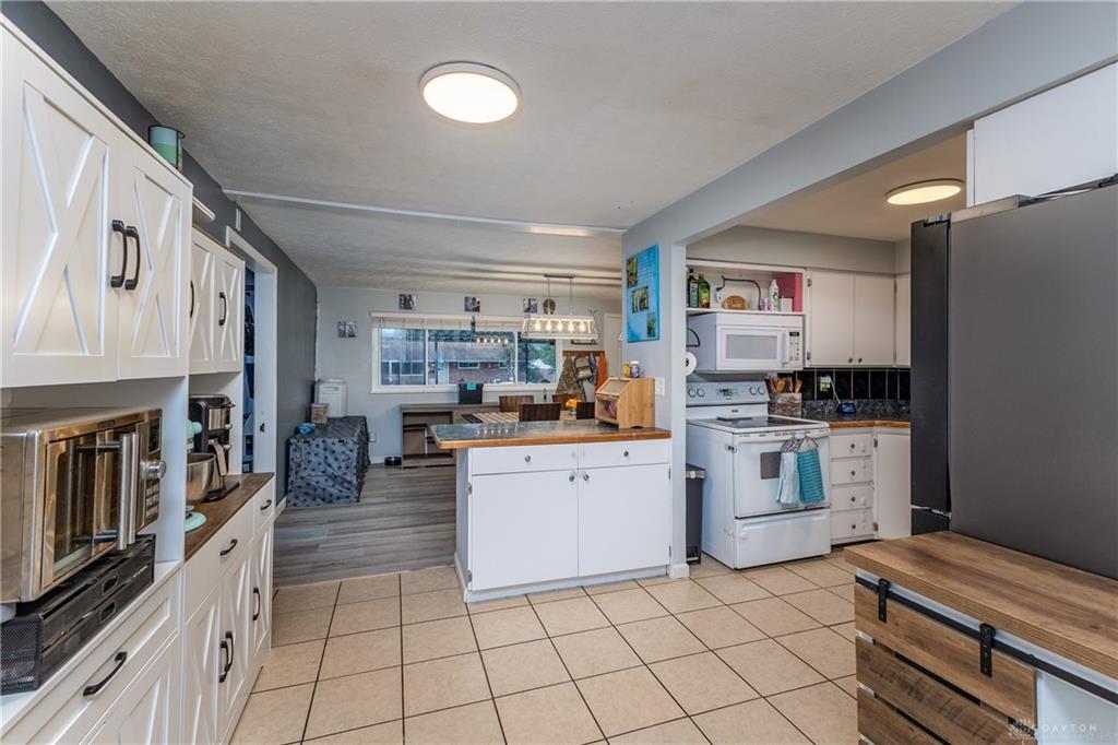 5912 Bavaria Place, Dayton, Ohio 45424