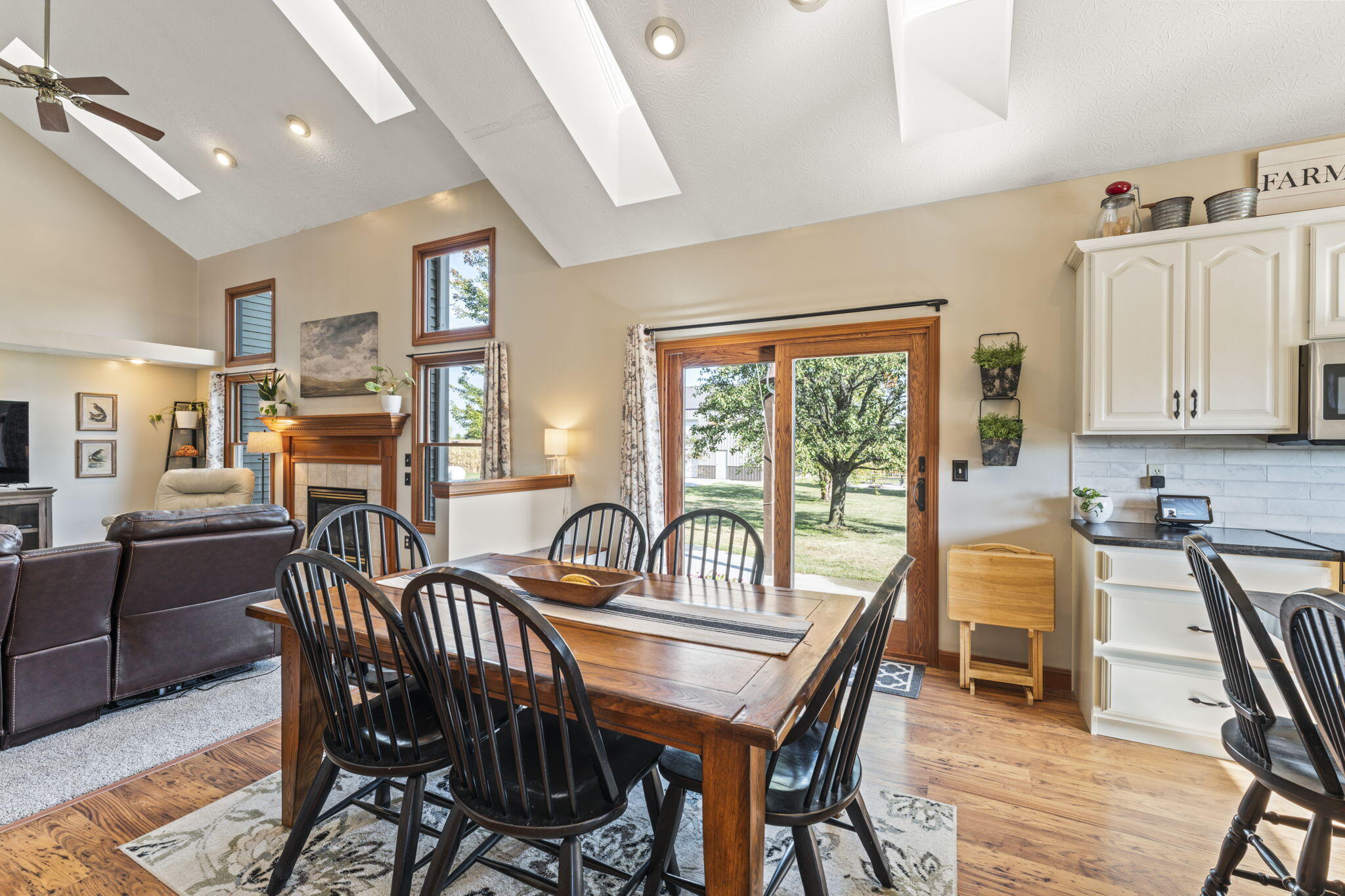 11863 Hall Road, Laura, Ohio 45337