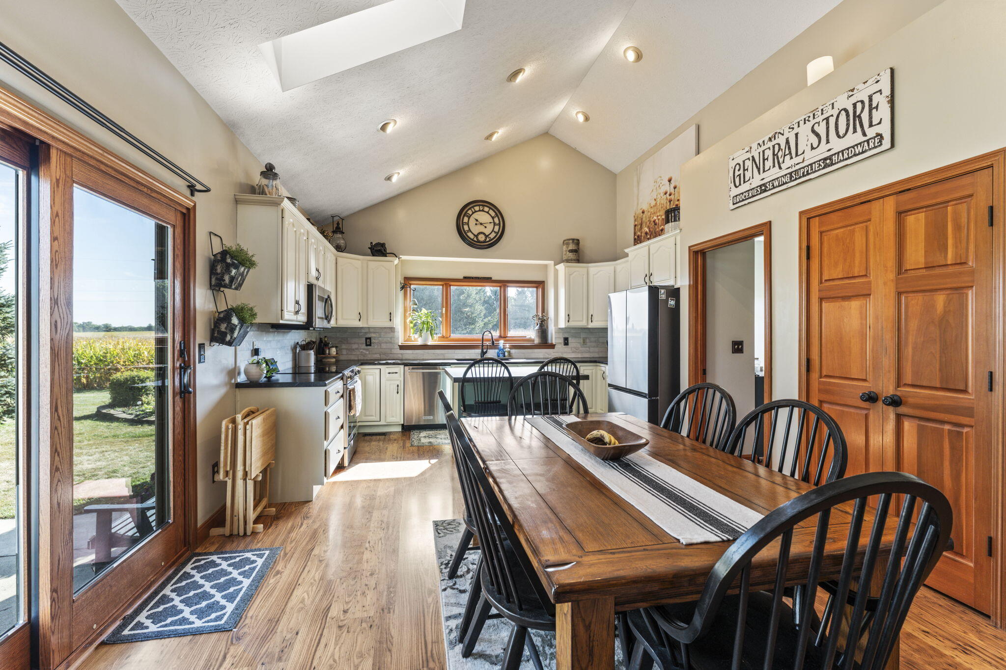 11863 Hall Road, Laura, Ohio 45337
