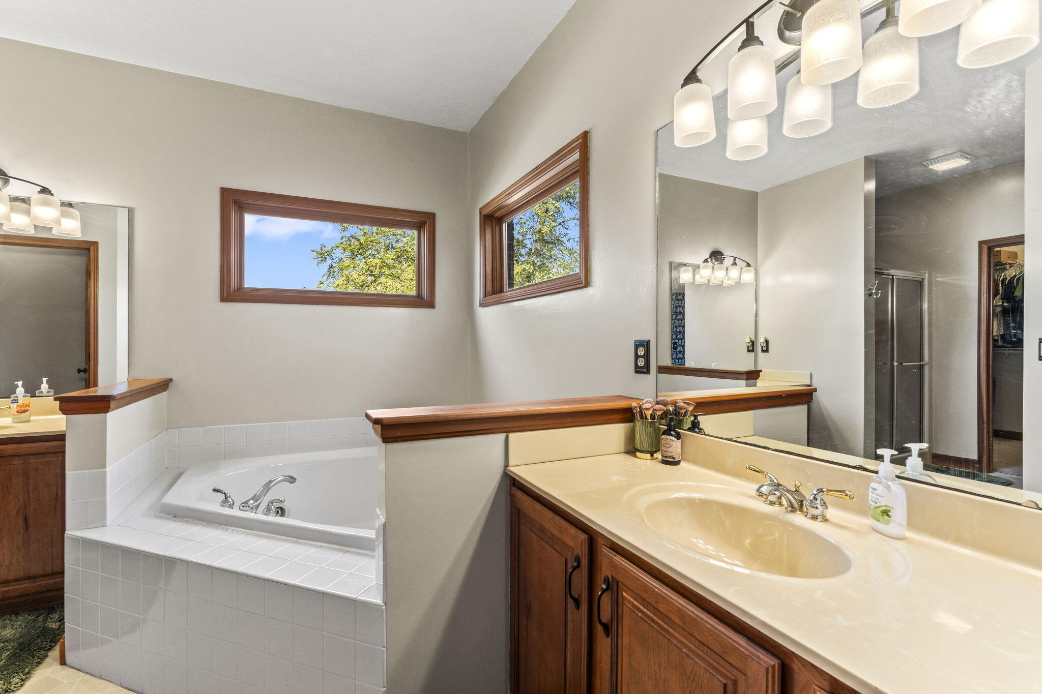 11863 Hall Road, Laura, Ohio 45337