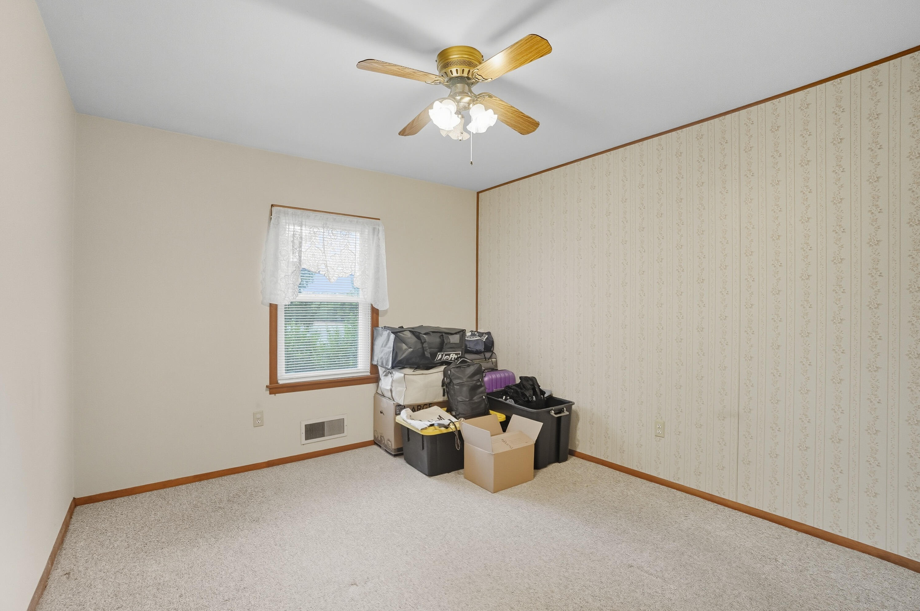 3161 Dayton Road, Springfield, Ohio 45506
