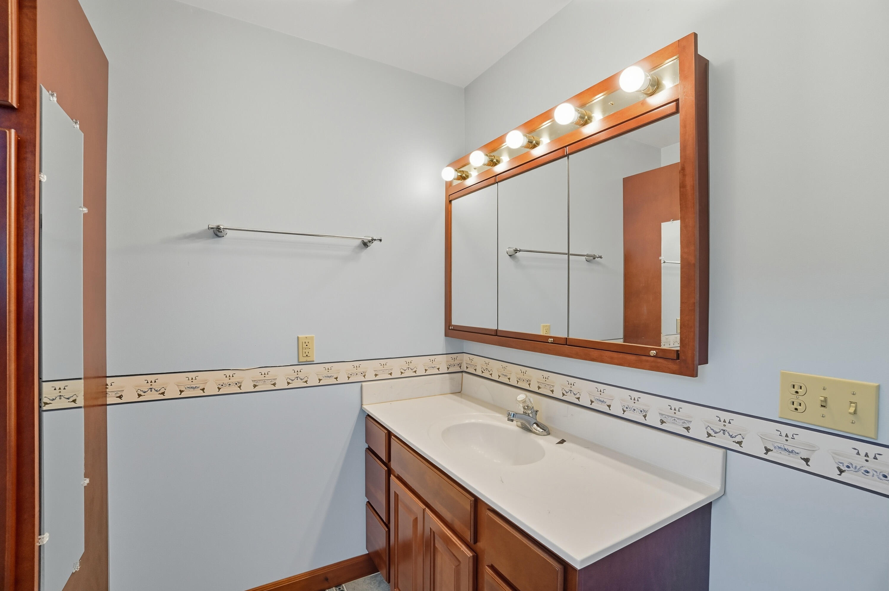 5800 Old Columbus Cincinnati Road, South Charleston, Ohio 45368