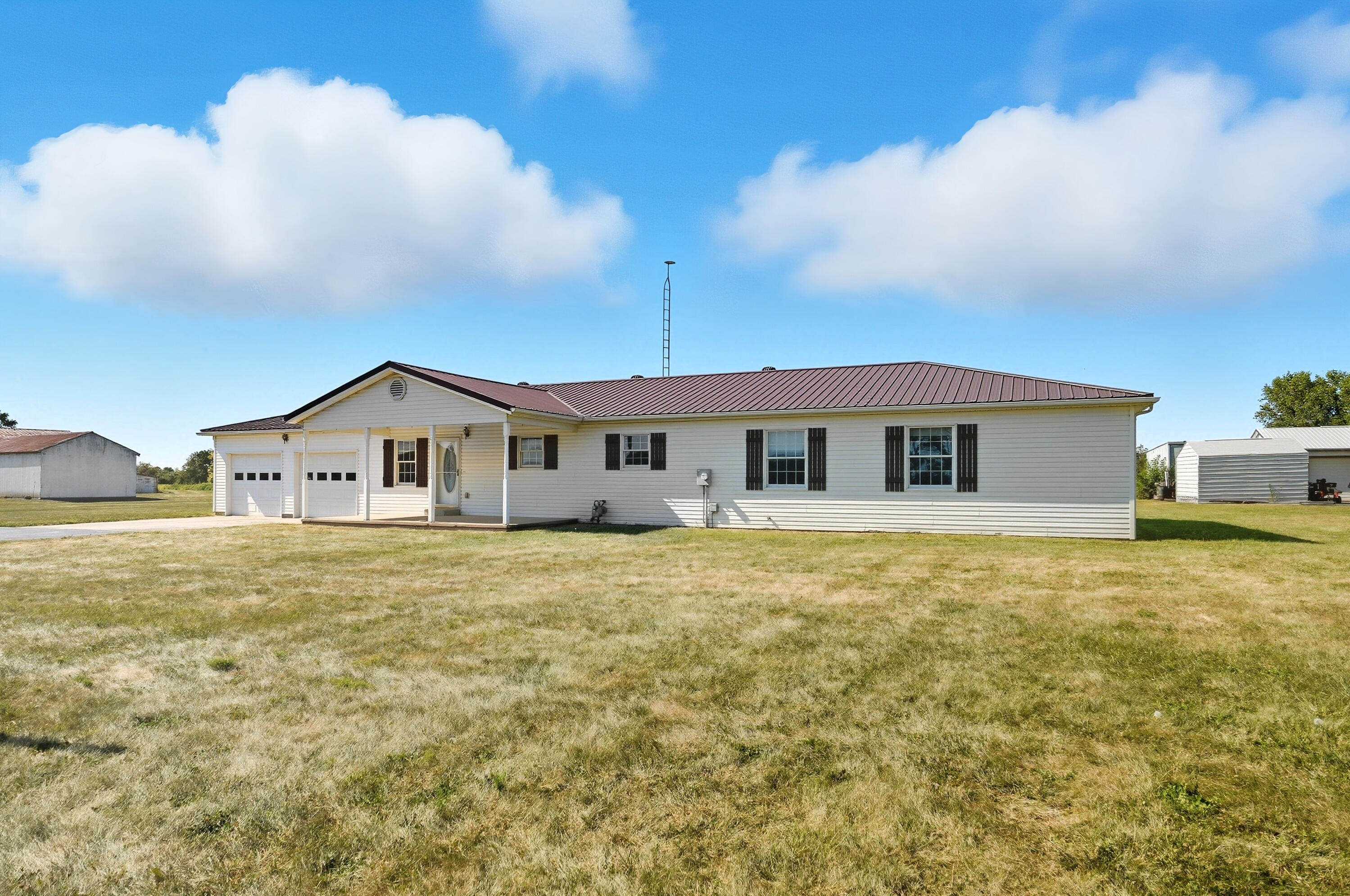 5800 Old Columbus Cincinnati Road, South Charleston, Ohio 45368