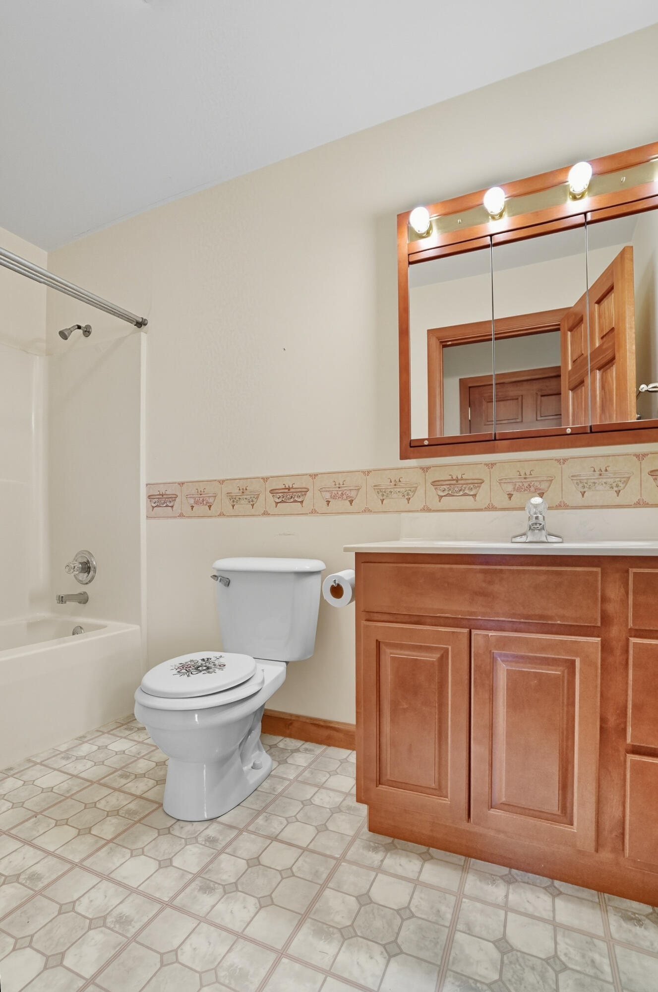 5800 Old Columbus Cincinnati Road, South Charleston, Ohio 45368