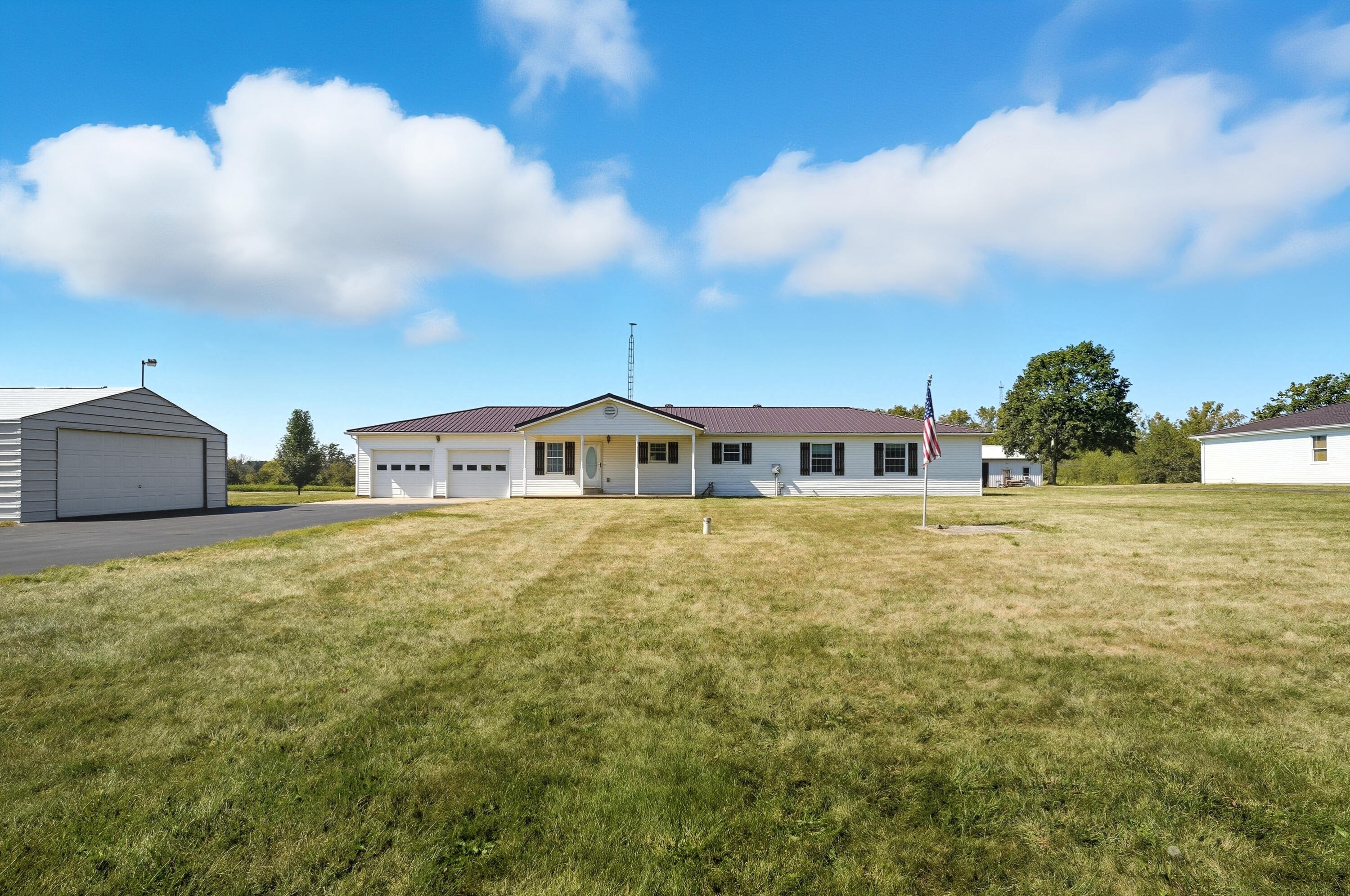 5800 Old Columbus Cincinnati Road, South Charleston, Ohio 45368