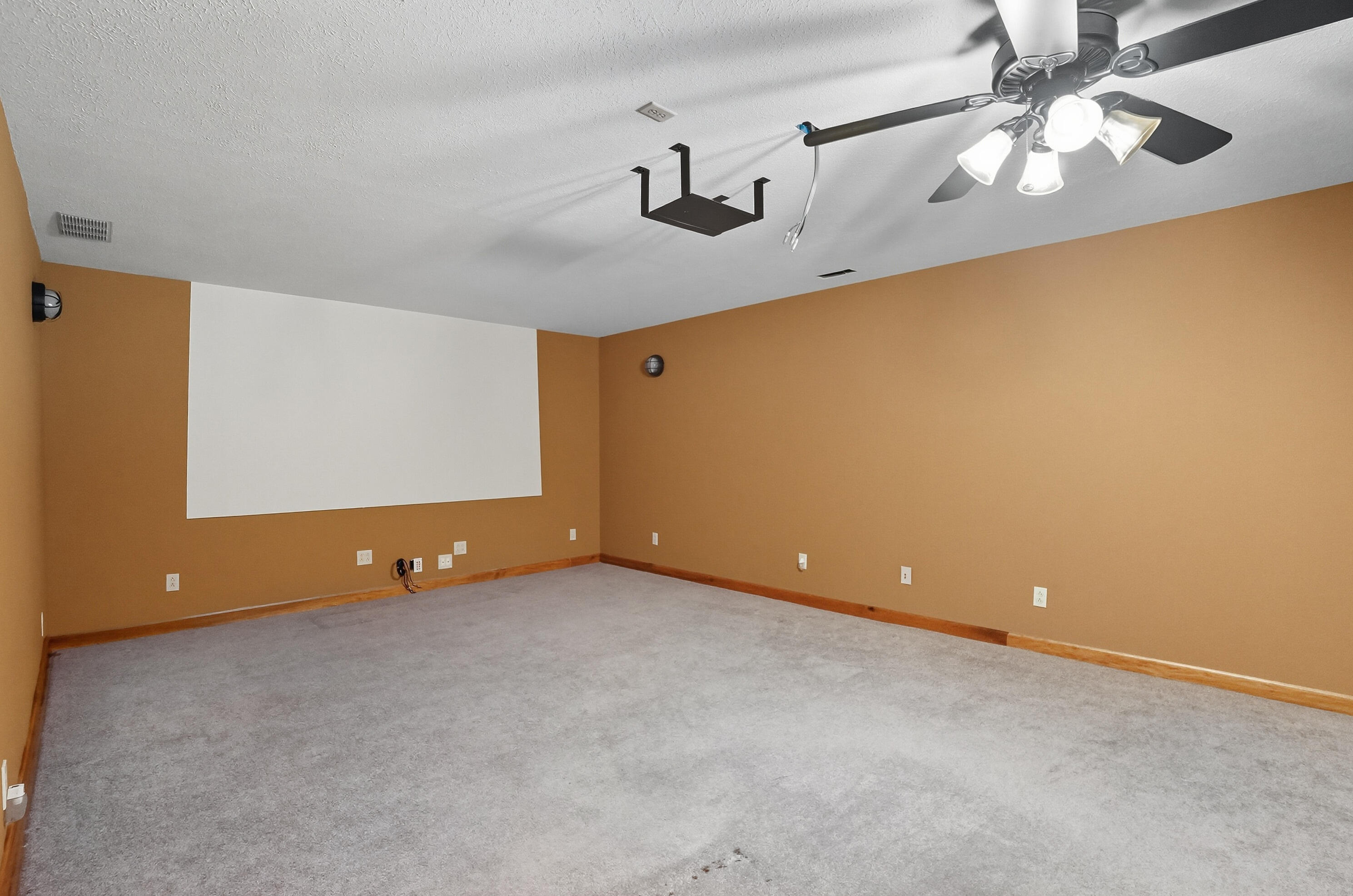 5800 Old Columbus Cincinnati Road, South Charleston, Ohio 45368