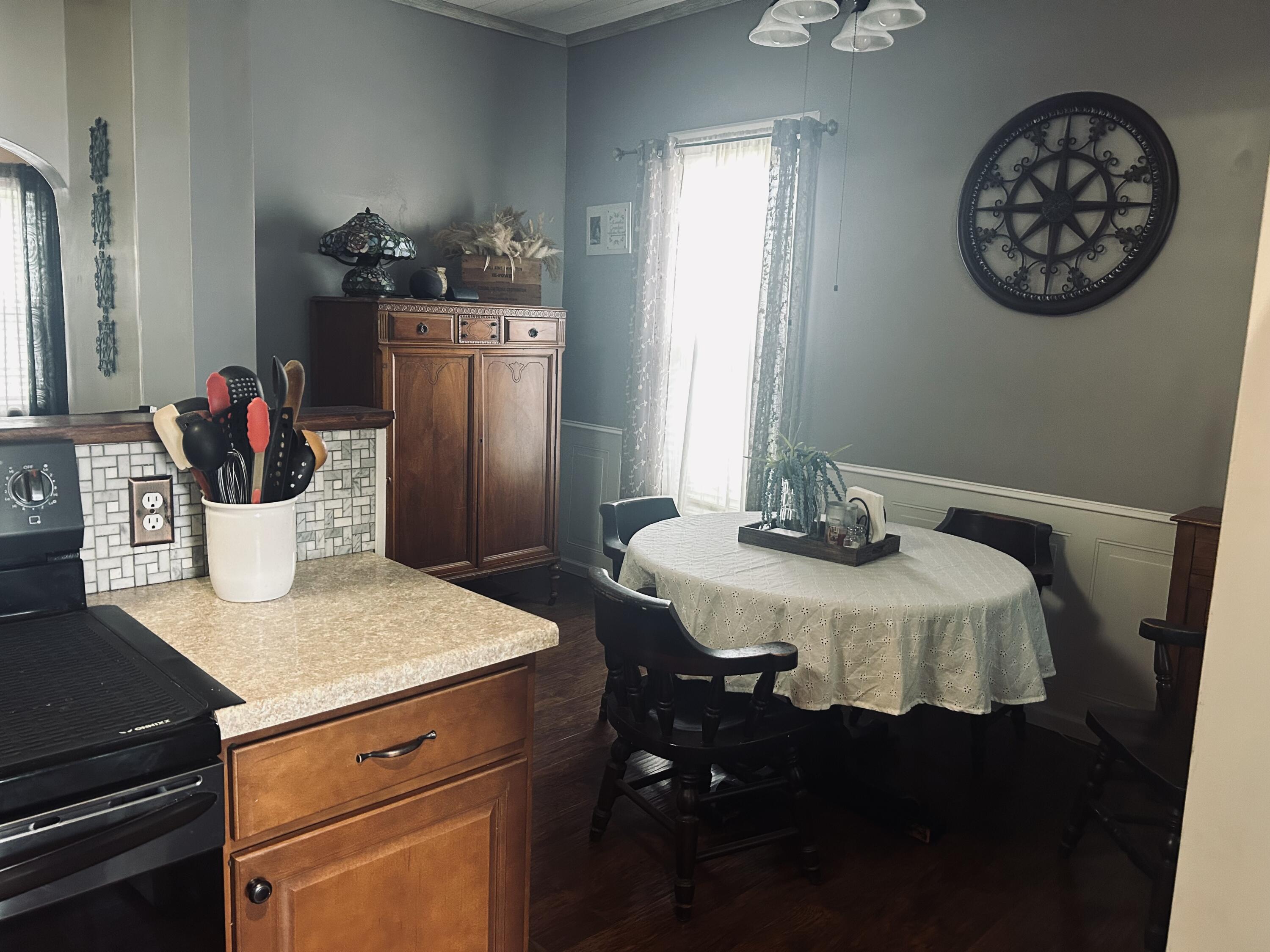 458 Columbus Street, Kenton, Ohio 43326