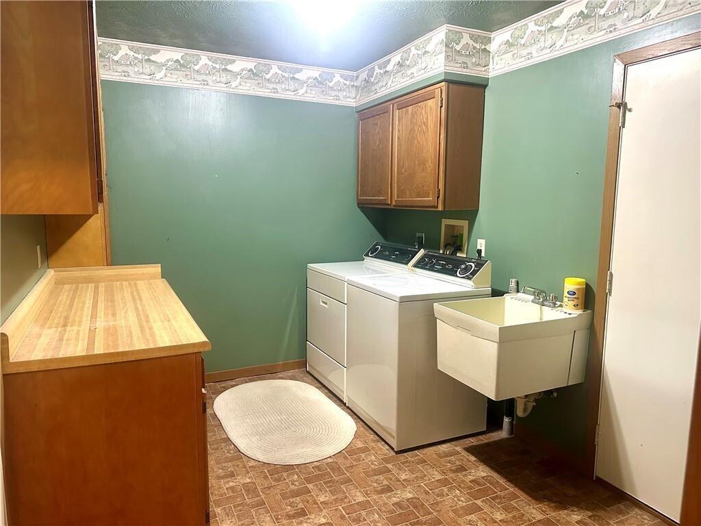 1248 Waterbury Place, Troy, Ohio 45373