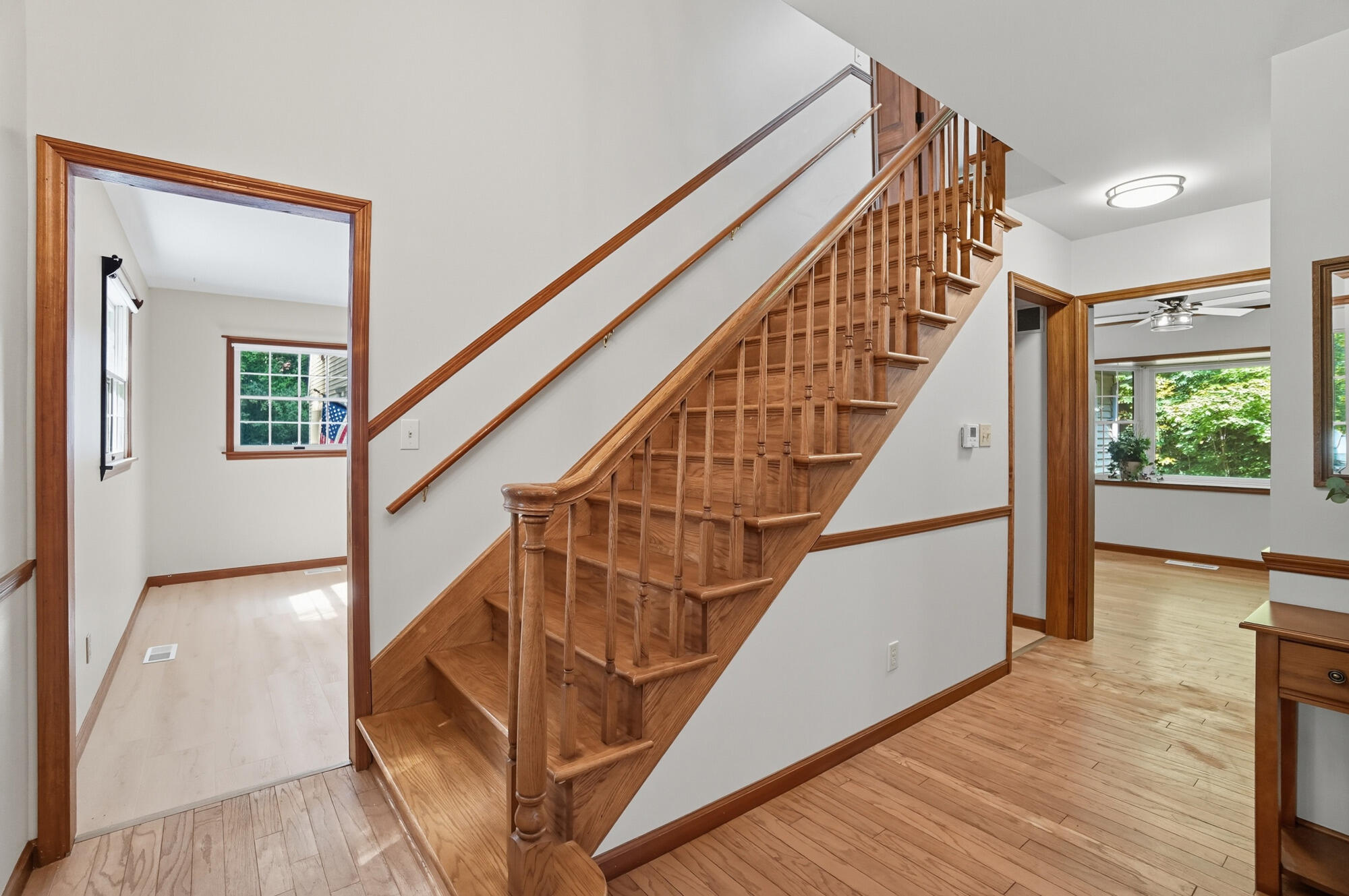 570 Aberfelda Drive, Springfield, Ohio 45504