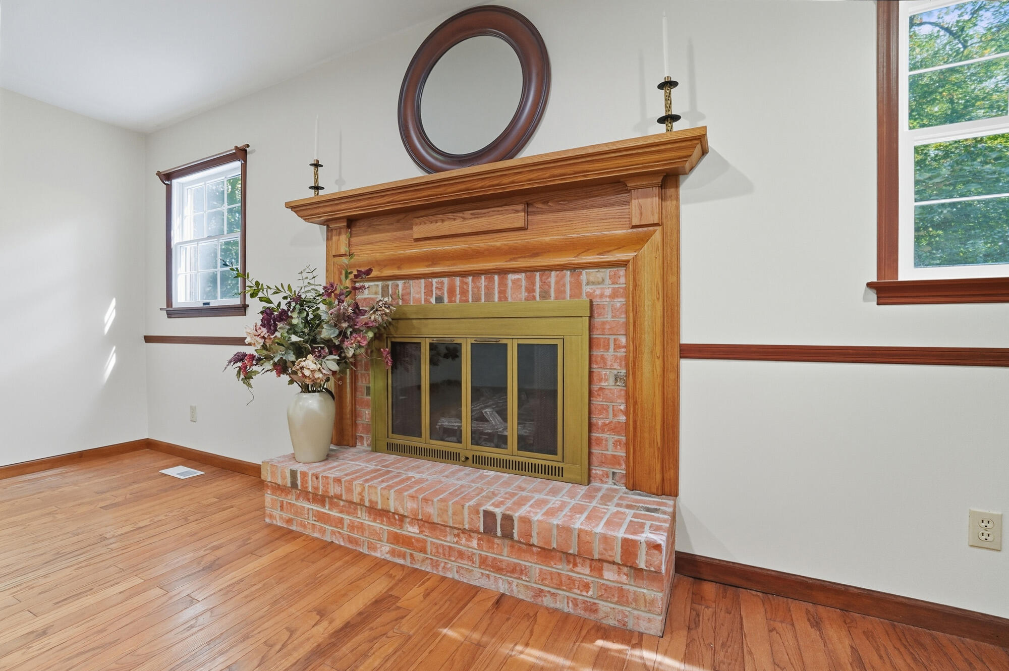 570 Aberfelda Drive, Springfield, Ohio 45504