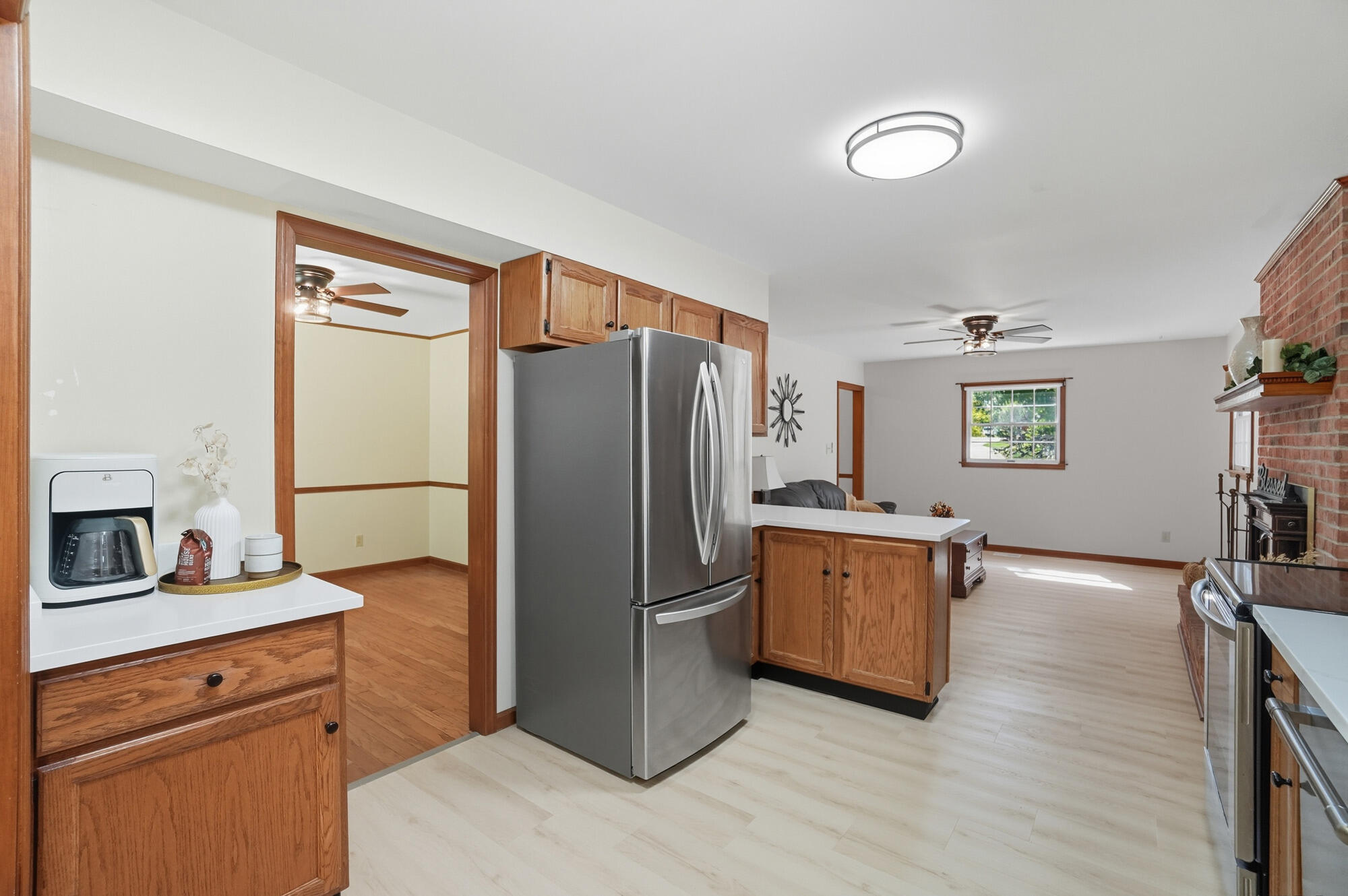 570 Aberfelda Drive, Springfield, Ohio 45504