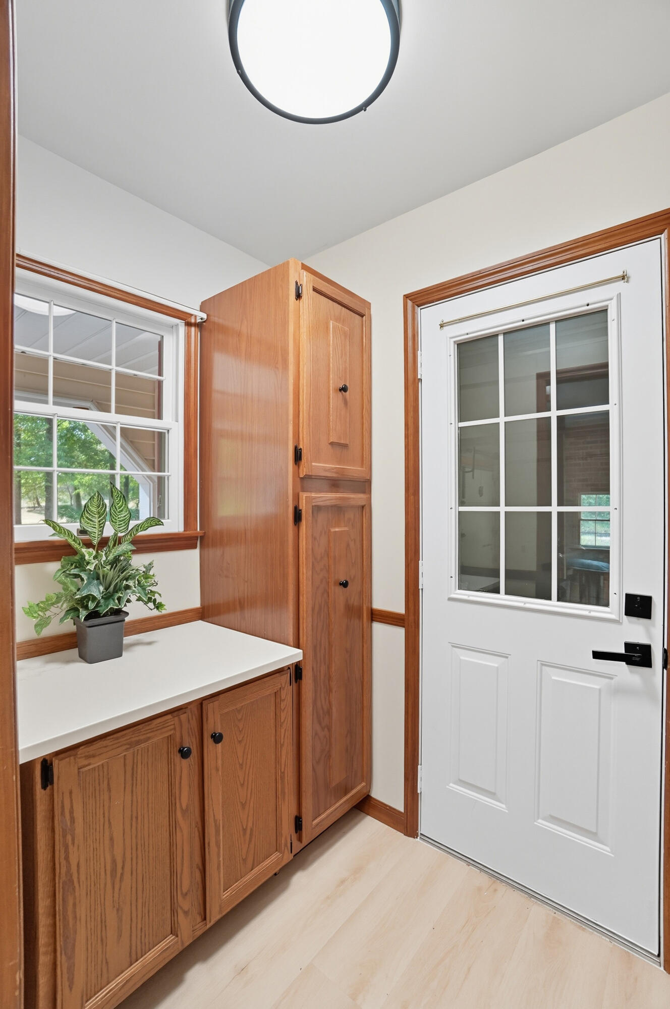 570 Aberfelda Drive, Springfield, Ohio 45504