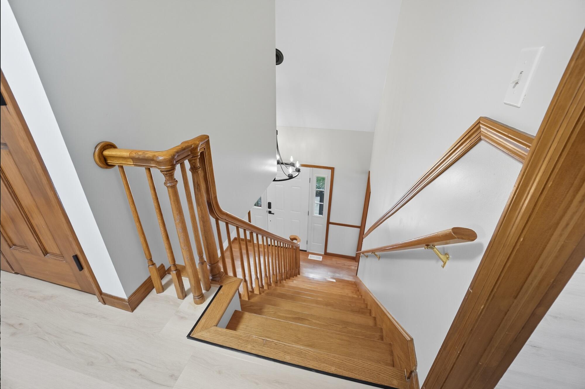 570 Aberfelda Drive, Springfield, Ohio 45504