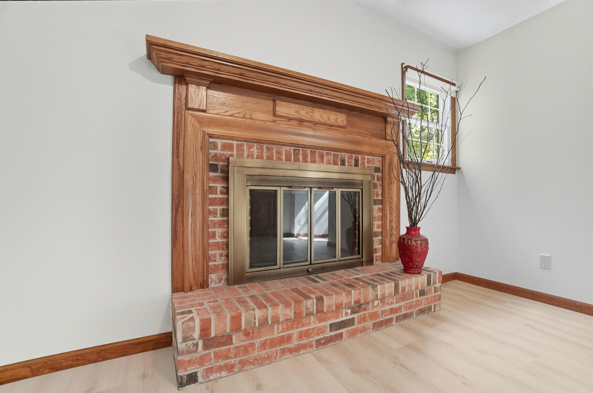 570 Aberfelda Drive, Springfield, Ohio 45504