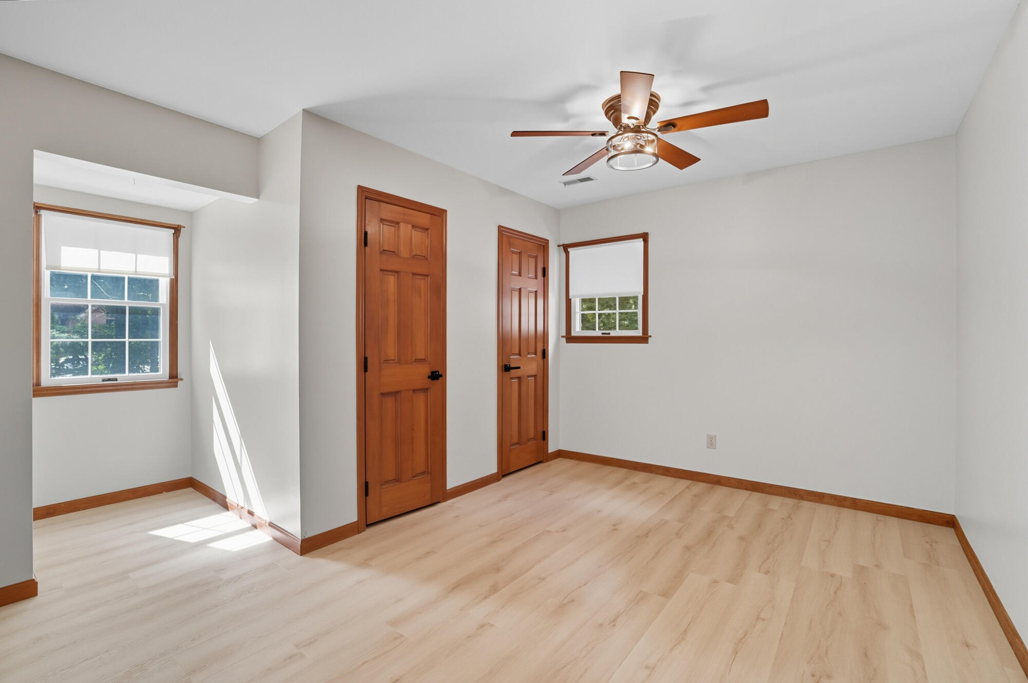 570 Aberfelda Drive, Springfield, Ohio 45504