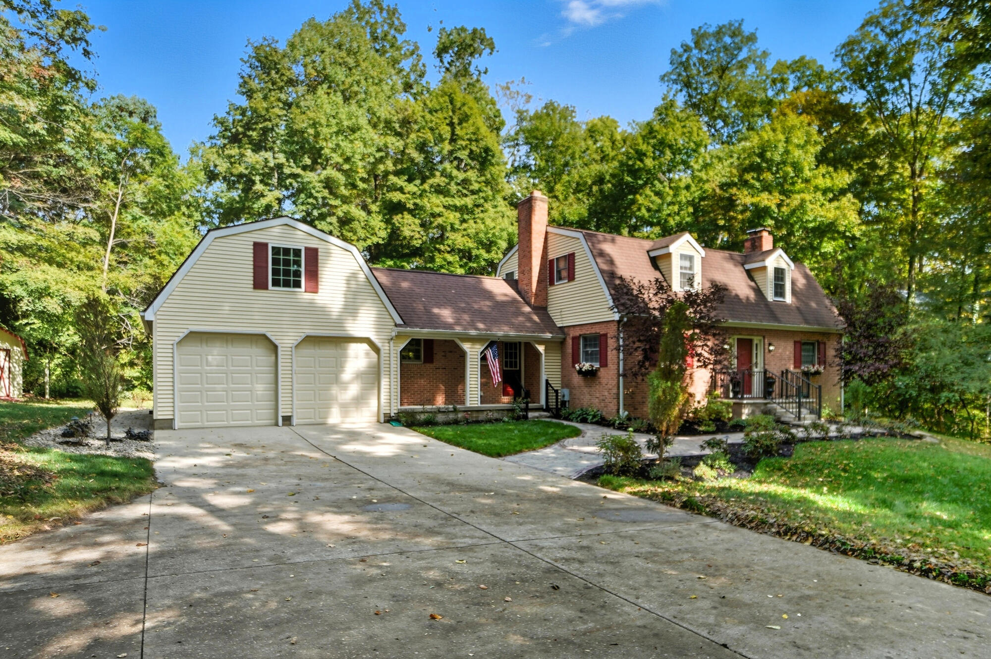 570 Aberfelda Drive, Springfield, Ohio 45504