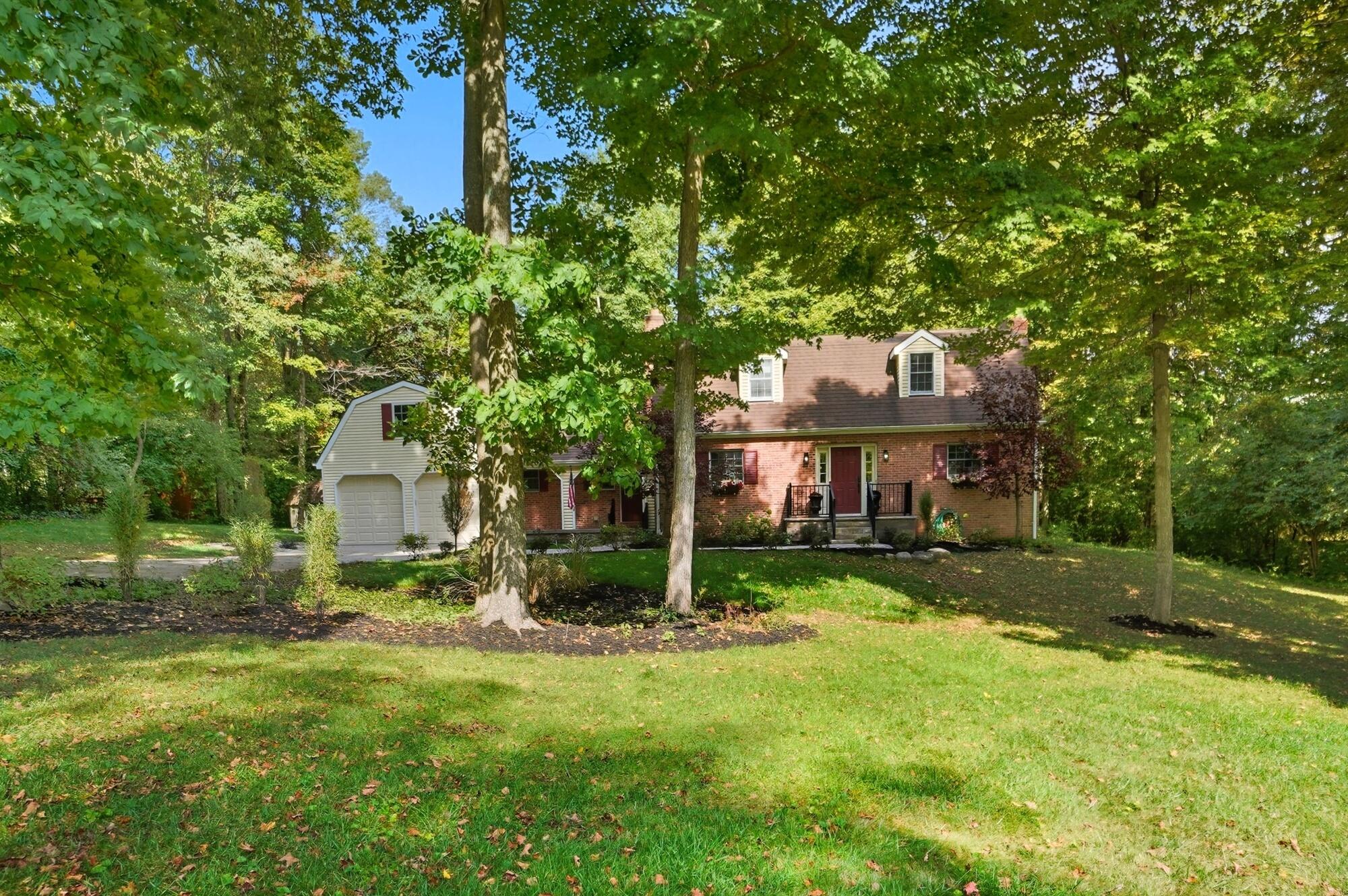 570 Aberfelda Drive, Springfield, Ohio 45504