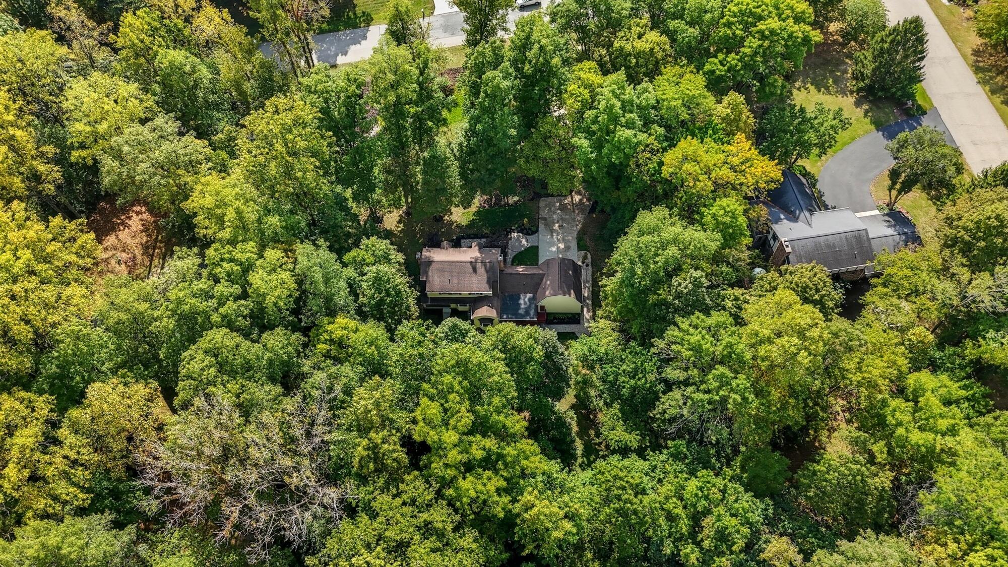 570 Aberfelda Drive, Springfield, Ohio 45504