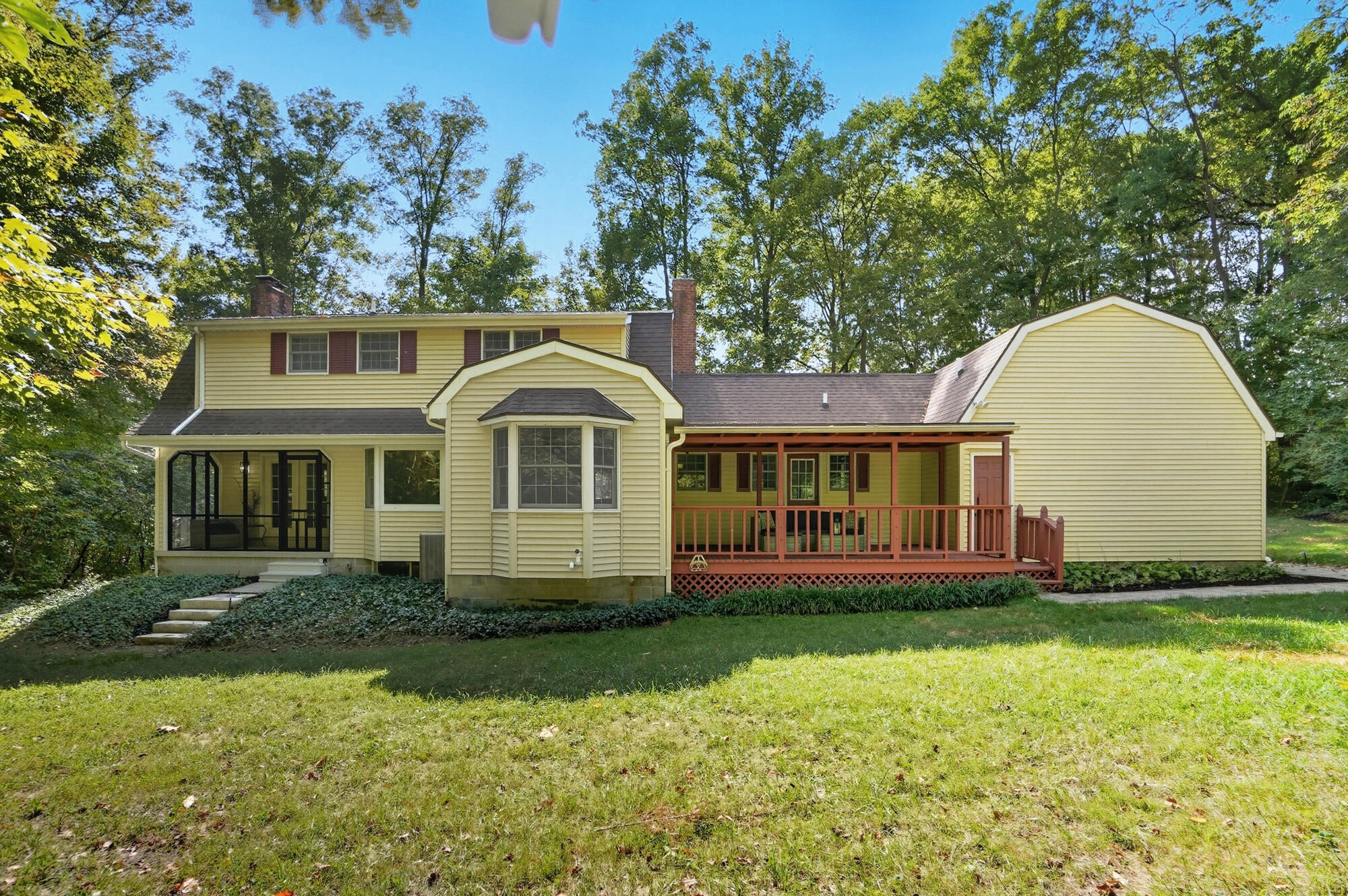 570 Aberfelda Drive, Springfield, Ohio 45504