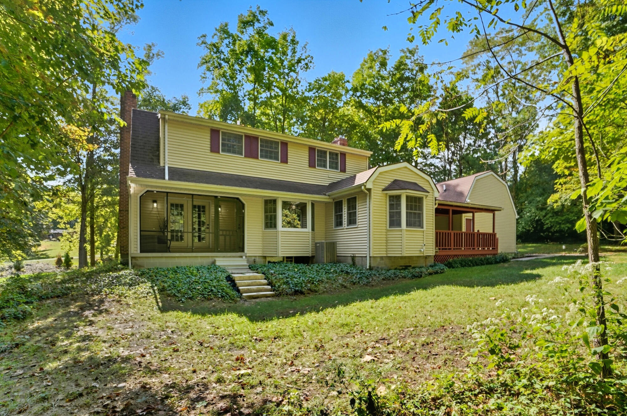 570 Aberfelda Drive, Springfield, Ohio 45504