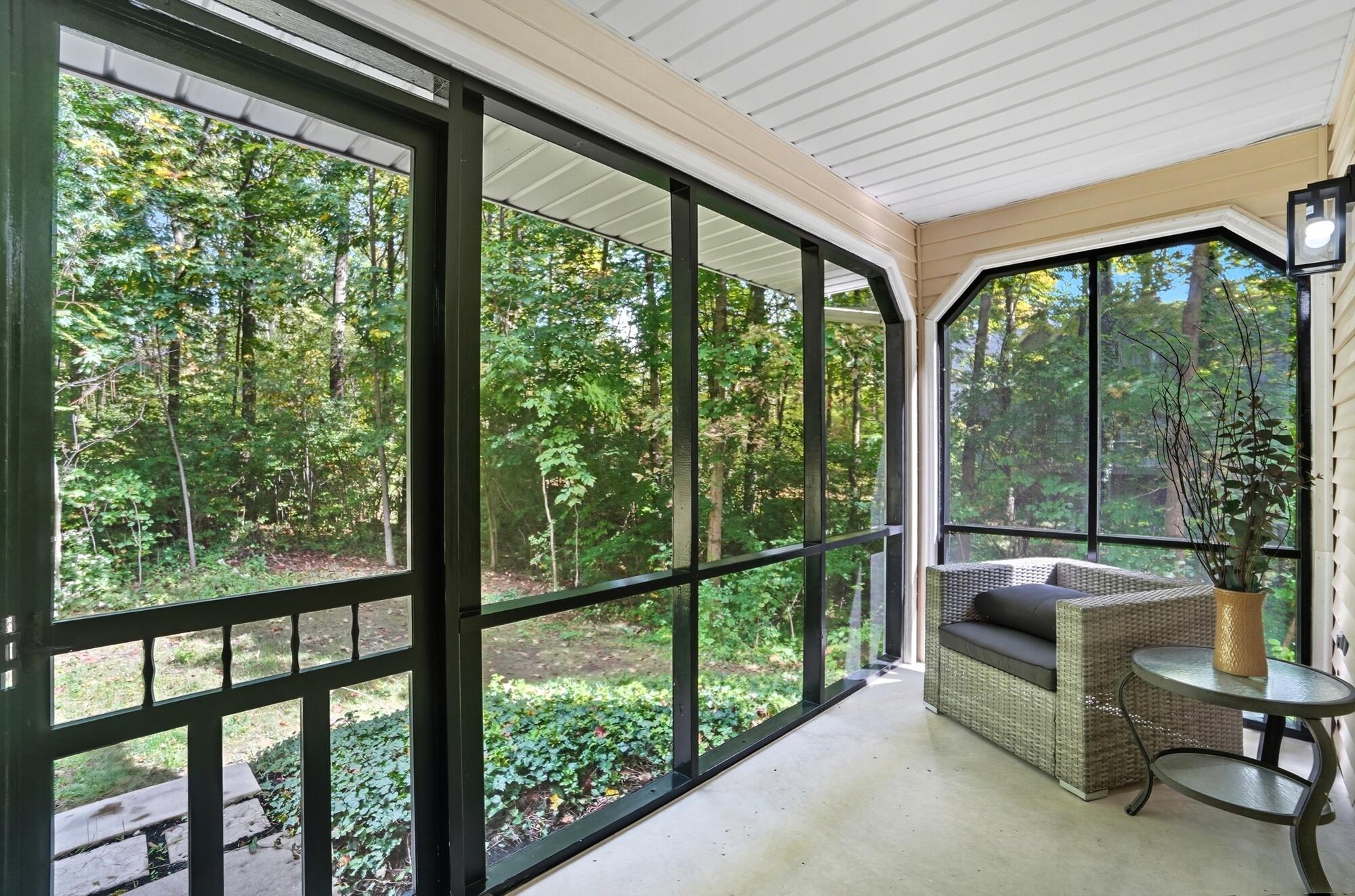 570 Aberfelda Drive, Springfield, Ohio 45504