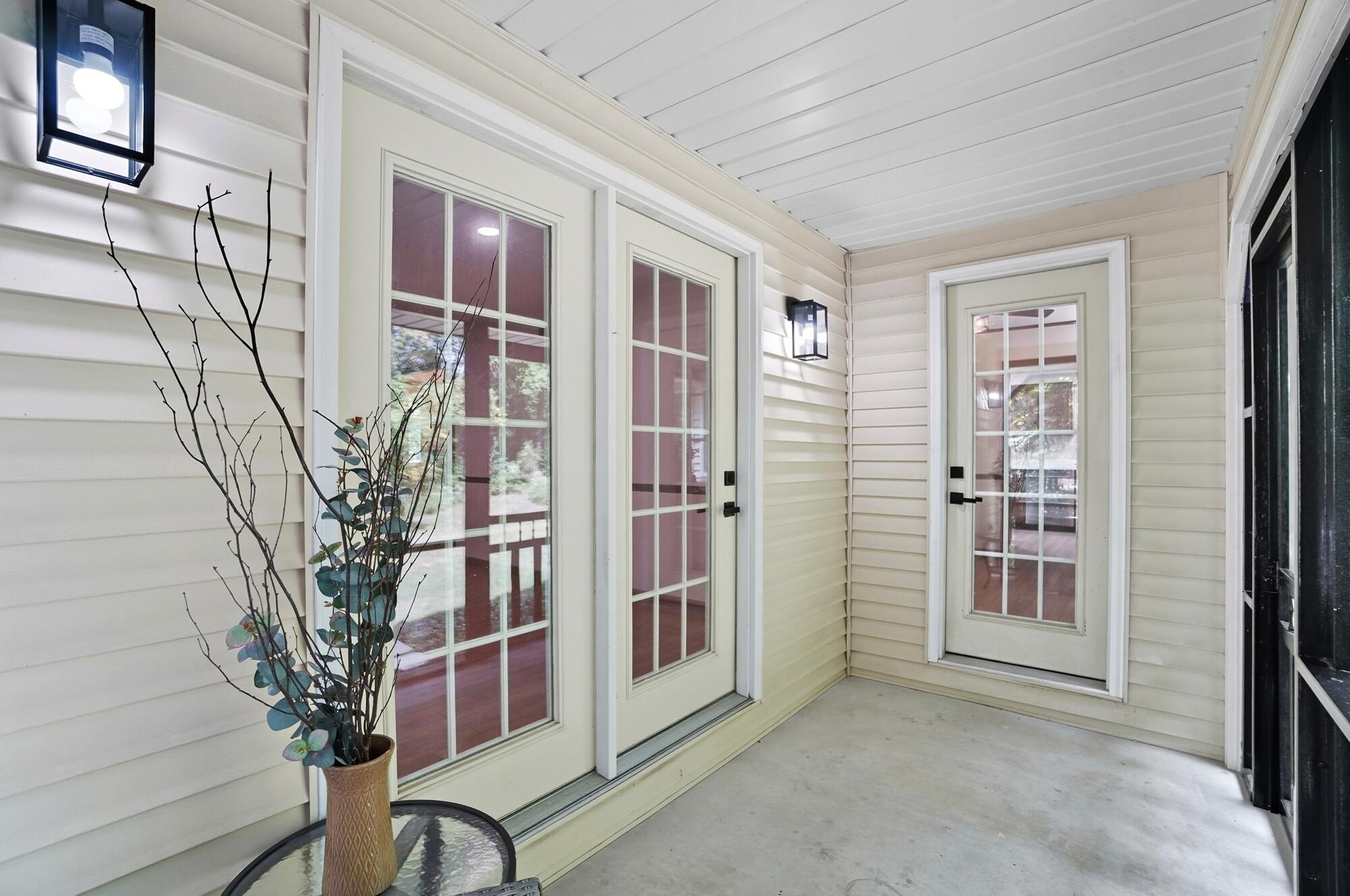 570 Aberfelda Drive, Springfield, Ohio 45504