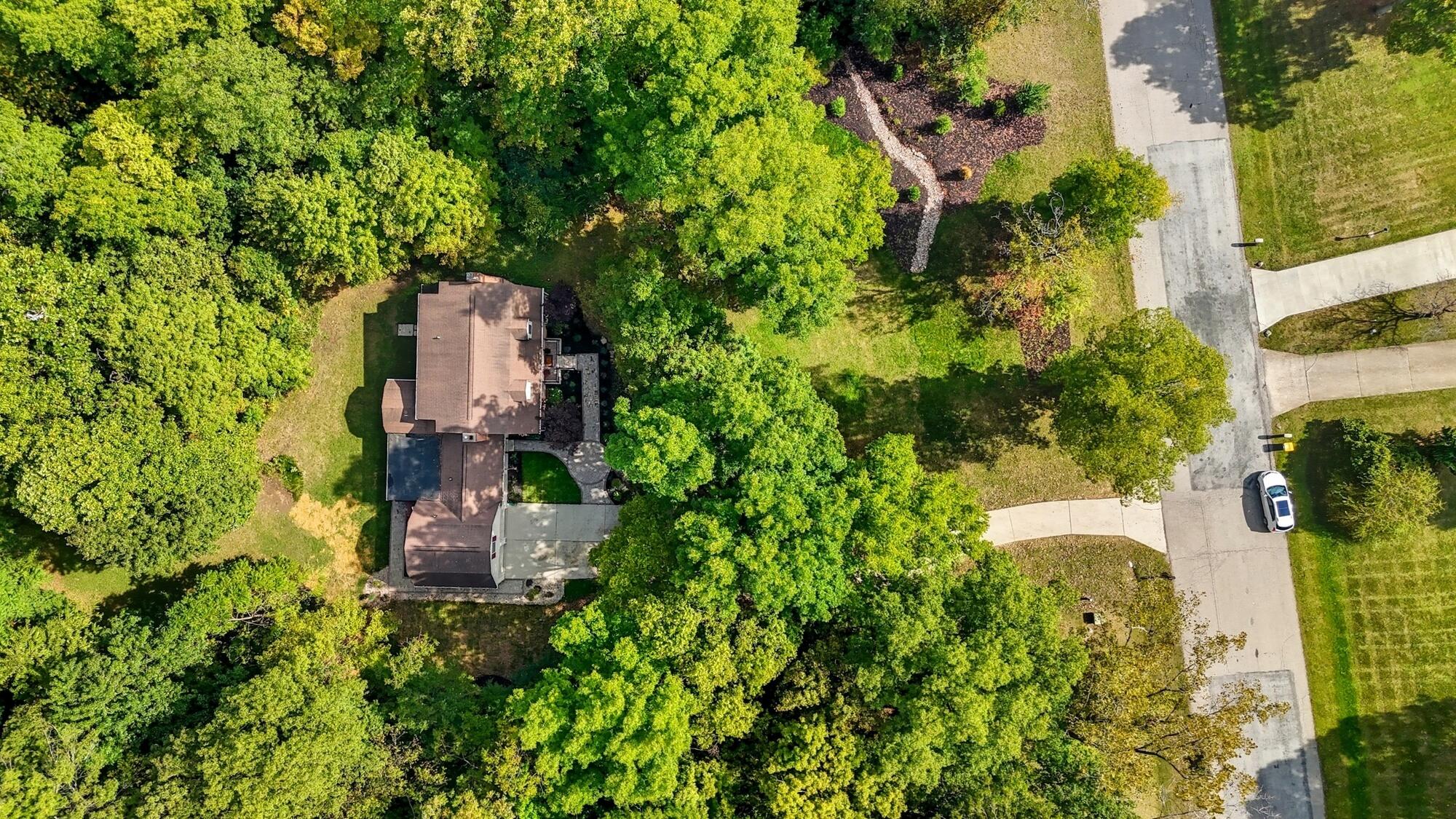 570 Aberfelda Drive, Springfield, Ohio 45504